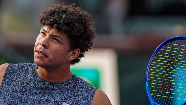 Ben Shelton looks up to the crowd after his win over Reilly Opelka during their second-round match at the BNP Paribas Open in Indian Wells, Calif., Friday, March 6, 2026.