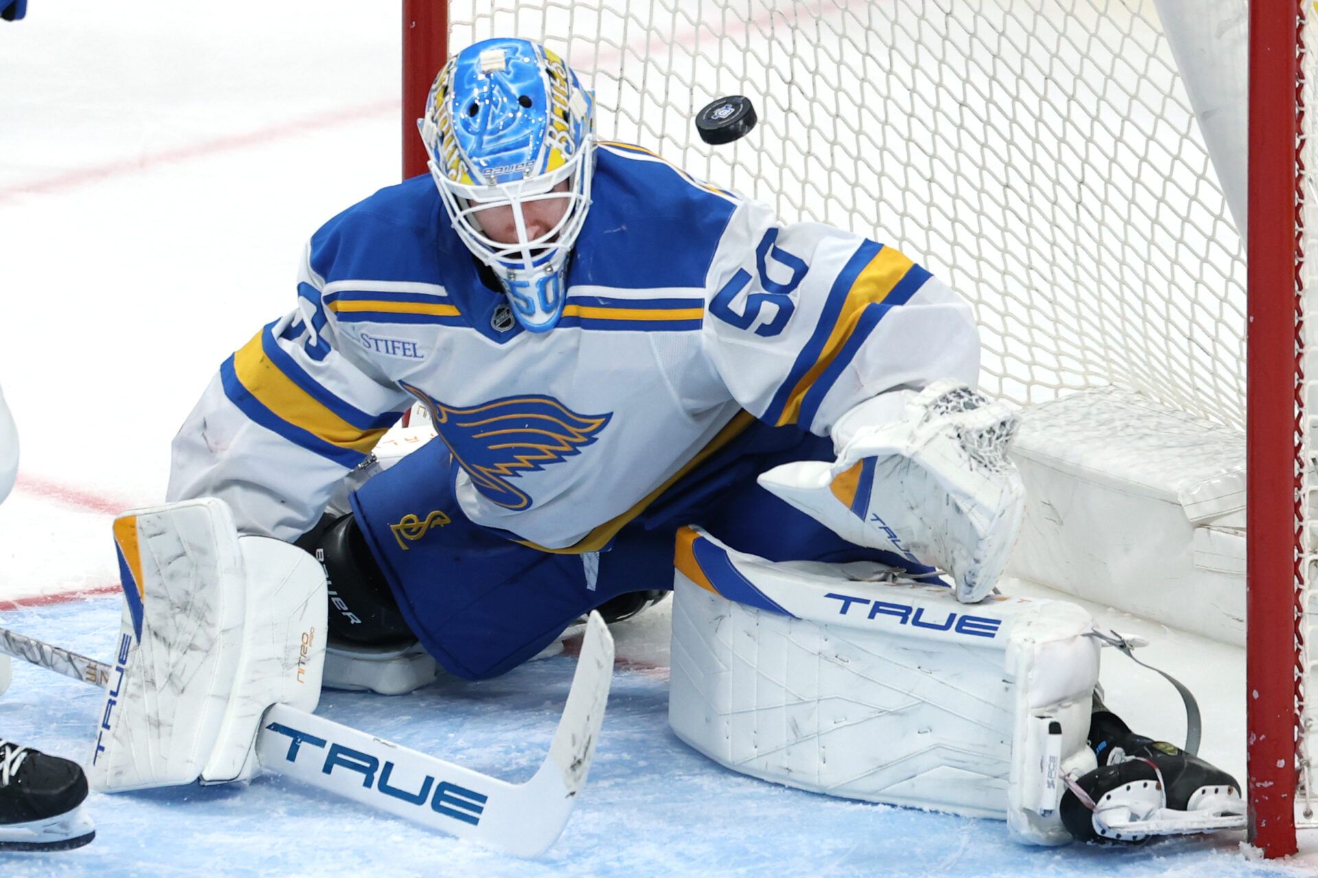 Hurricanes’ Pursuit of Jordan Binnington Remained Just a ‘Check-In,’ Report Says
