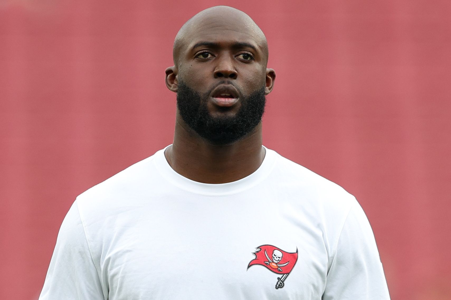 Tampa Bay Buccaneers running back Leonard Fournette (7) warms up before a game against the Carolina Panthers at Raymond James Stadium.