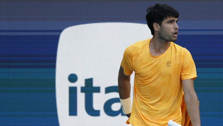 Carlos Alcaraz (ESP) yells at his player's box between points against Sebastian Korda (USA) (not pictured) on day six of the 2026 Miami Open at Hard Rock Stadium.