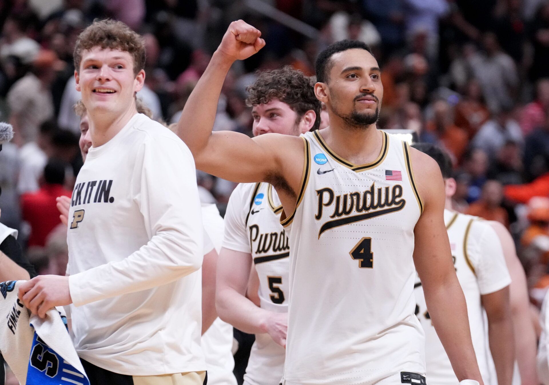 Purdue Stuns Texas with Buzzer-Beater, Advances to Elite Eight in Thrilling NCAA Tournament Matchup