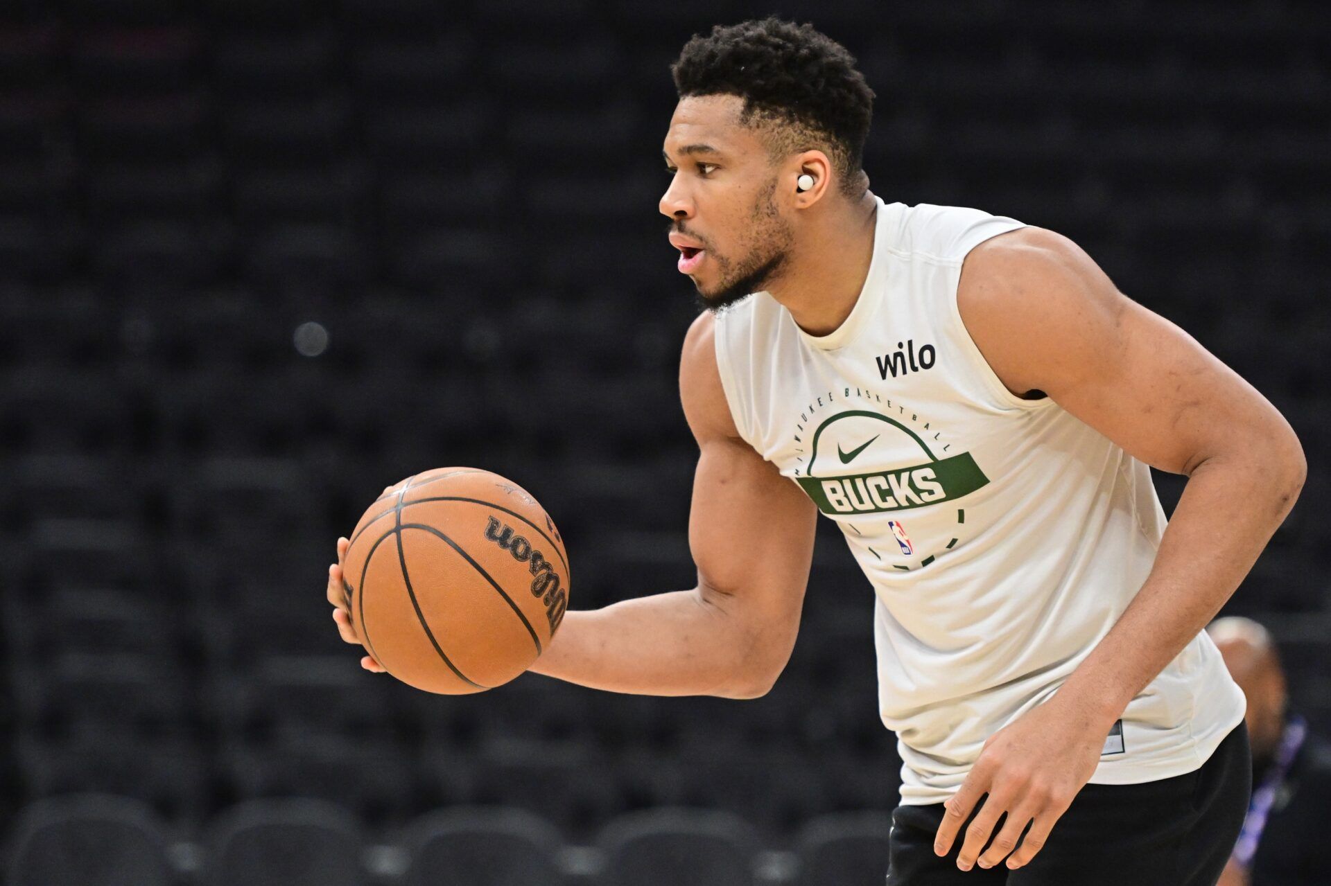 Milwaukee Bucks forward Giannis Antetokounmpo (34) warms up before game against the Indiana Pacers at Fiserv Forum.