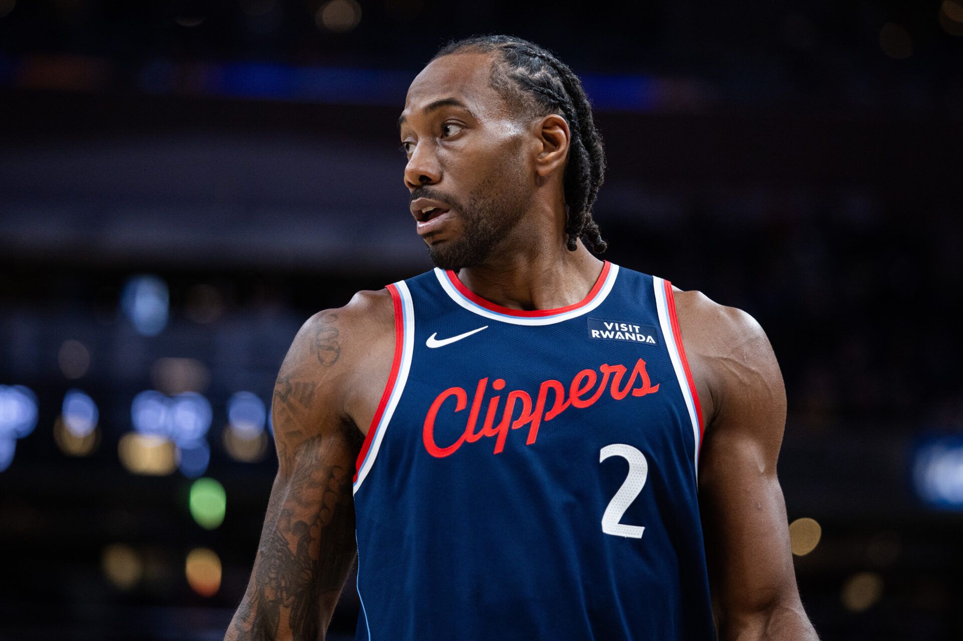 LA Clippers forward Kawhi Leonard (2) in the first half against the Indiana Pacers at Gainbridge Fieldhouse.