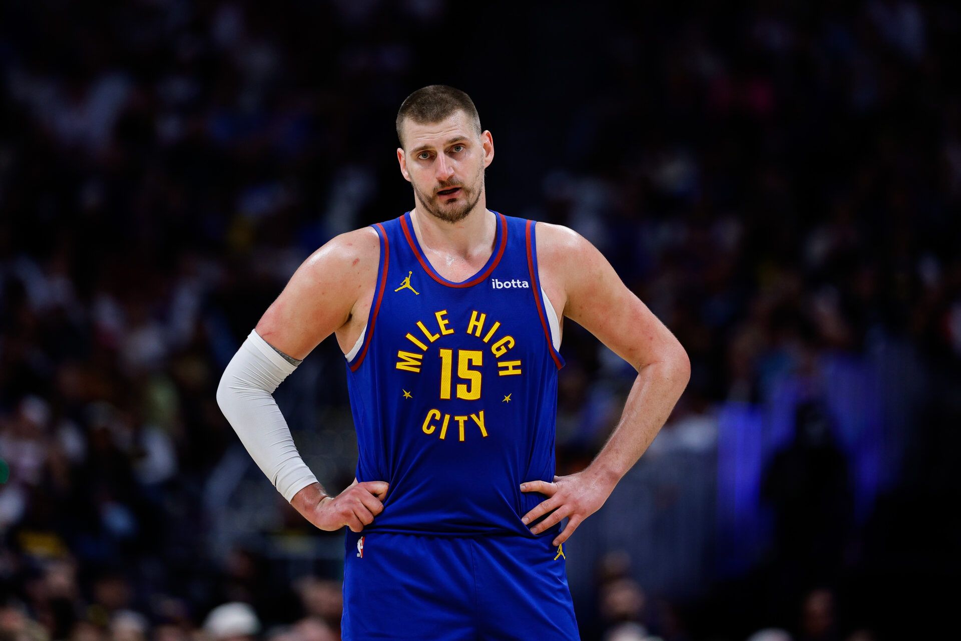 Denver Nuggets center Nikola Jokic (15) in the third quarter against the Golden State Warriors at Ball Arena.