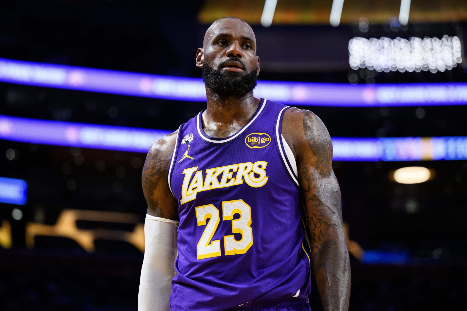 Los Angeles Lakers forward LeBron James (23) during the second half against the Brooklyn Nets at Crypto.com Arena.
