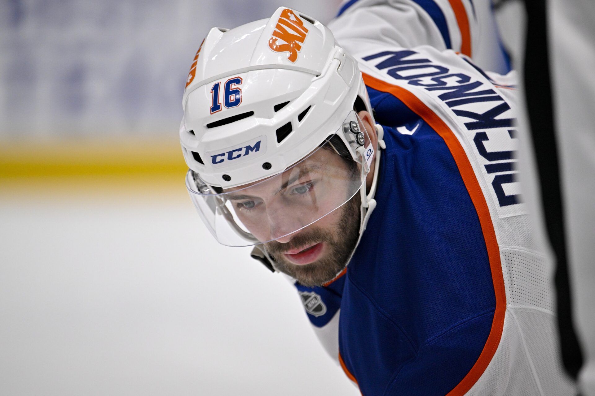 Oilers’ Trade Deadline Boost: Craig MacTavish Praises Jason Dickinson and Connor Murphy for Steadying the Ship