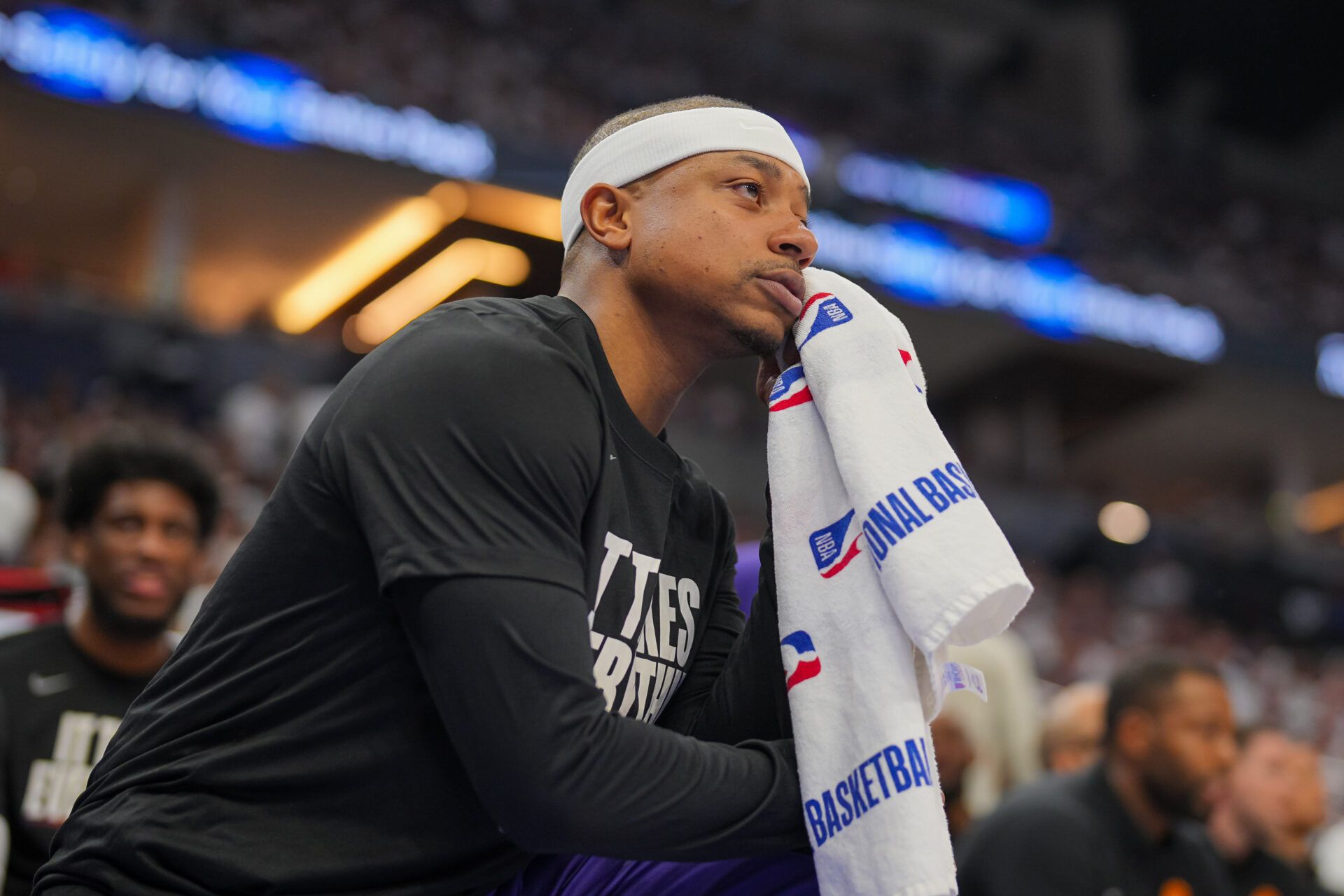Phoenix Suns guard Isaiah Thomas (4) watches the game against the Minnesota Timberwolves in the second quarter during game two of the first round for the 2024 NBA playoffs at Target Center.