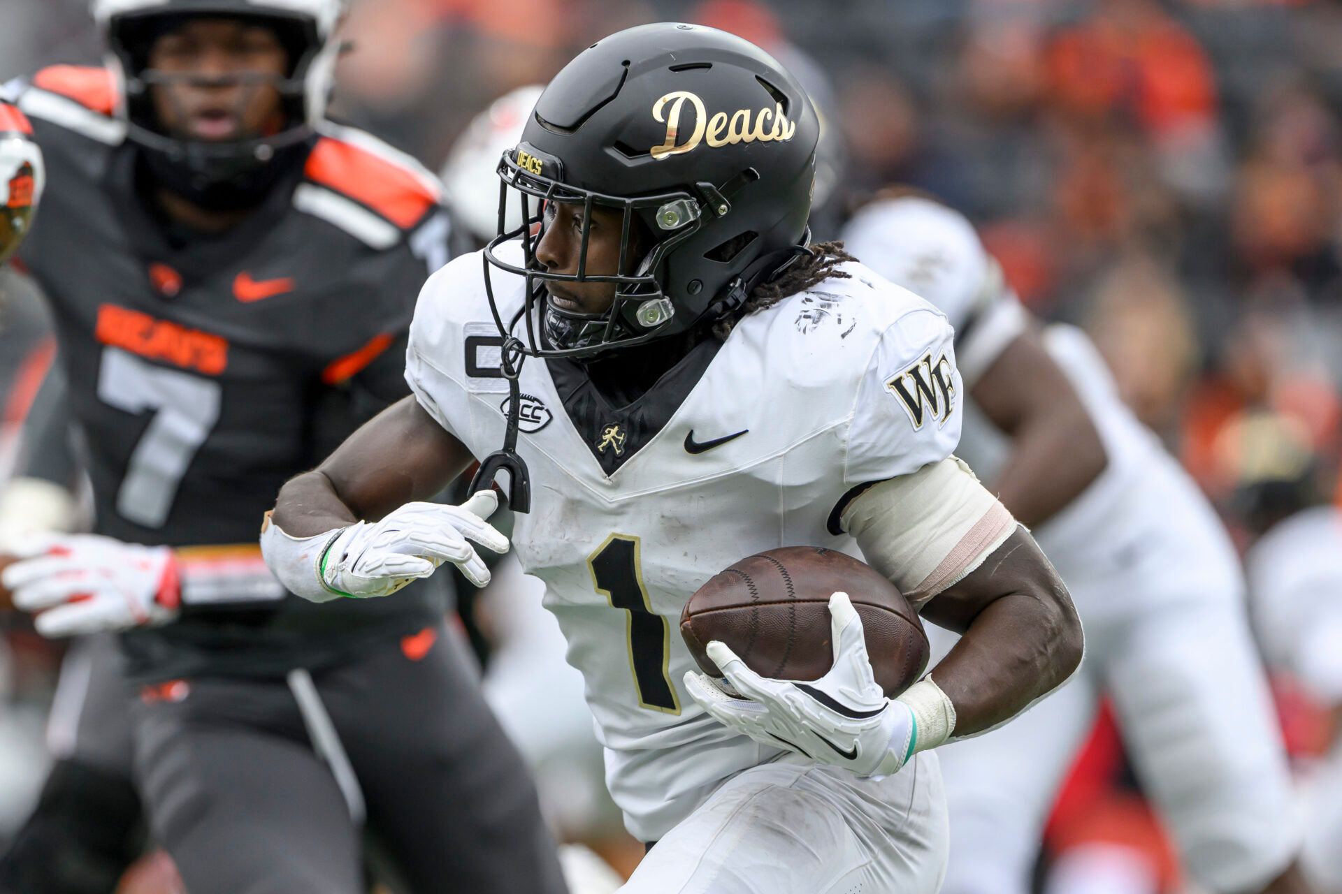 Wake Forest Demon Deacons running back Demond Claiborne (1) runs the ball during the second half against the Oregon State Beavers at Reser Stadium.