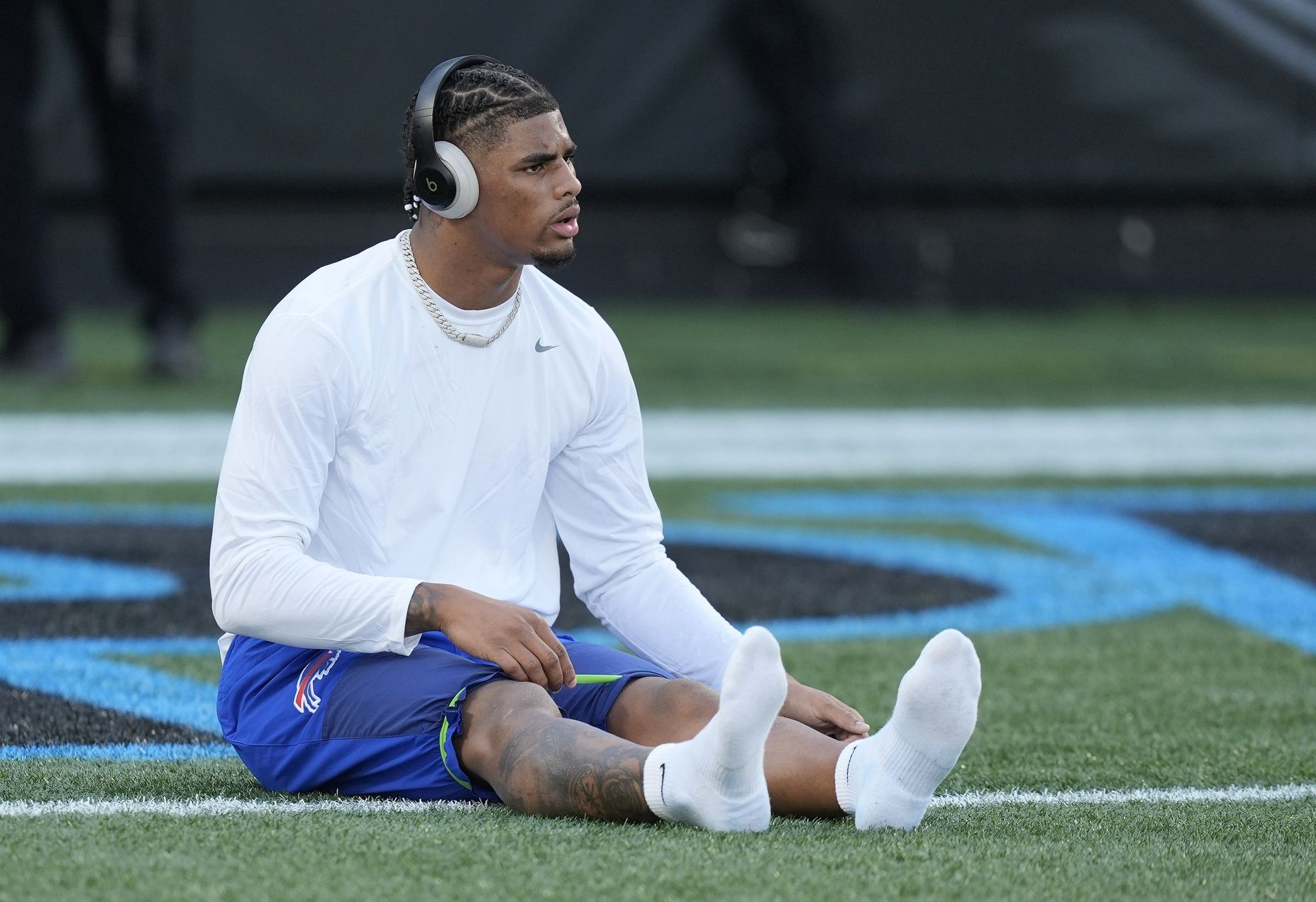 Buffalo Bills wide receiver Keon Coleman (0) warms up before a game against the Carolina Panthers at Bank of America Stadium.