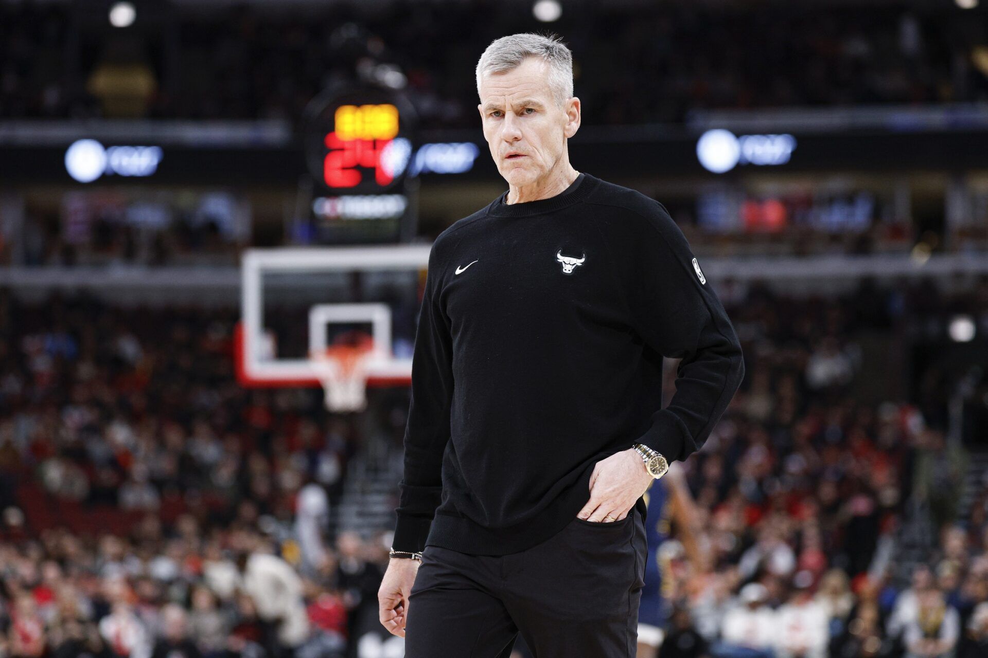 Chicago Bulls head coach Billy Donovan reacts during the first half at United Center.