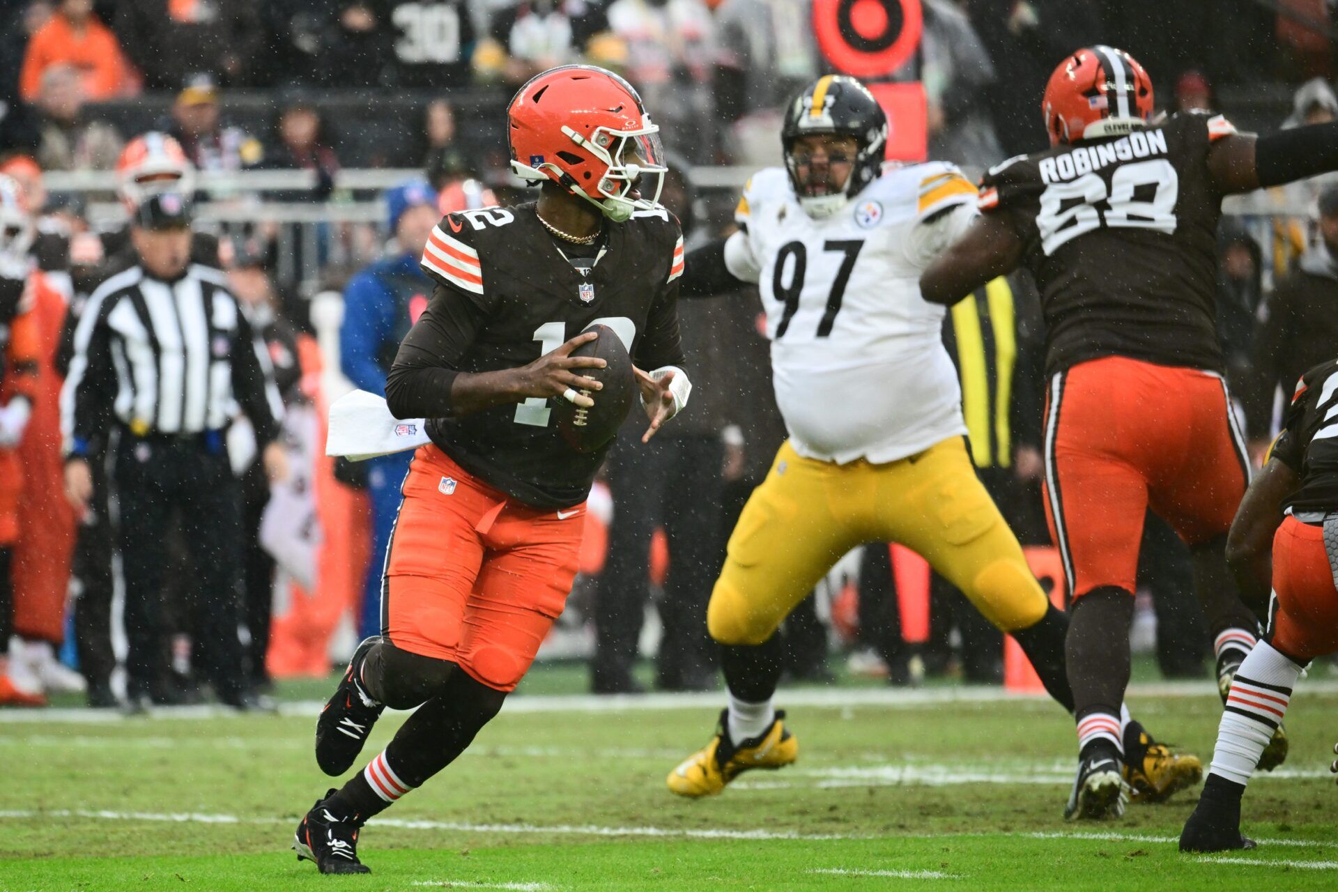 Cleveland Browns quarterback Shedeur Sanders (12) looks to throw in the first quarter against the Pittsburgh Steelers at Huntington Bank Field.
