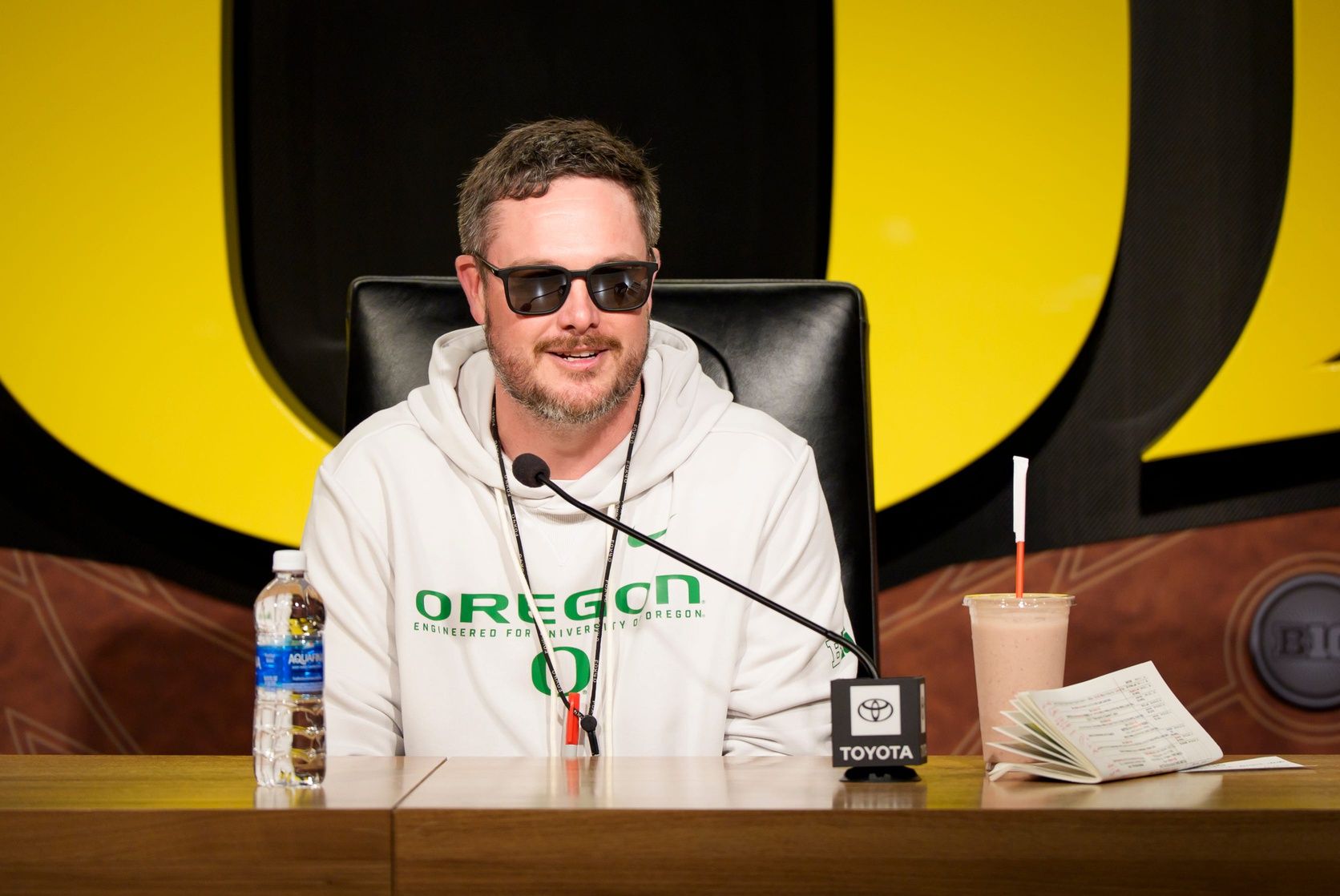 Oregon Takes Commanding Lead for Top QB Recruit Will Mencl After Miami Lands Israel Abrams