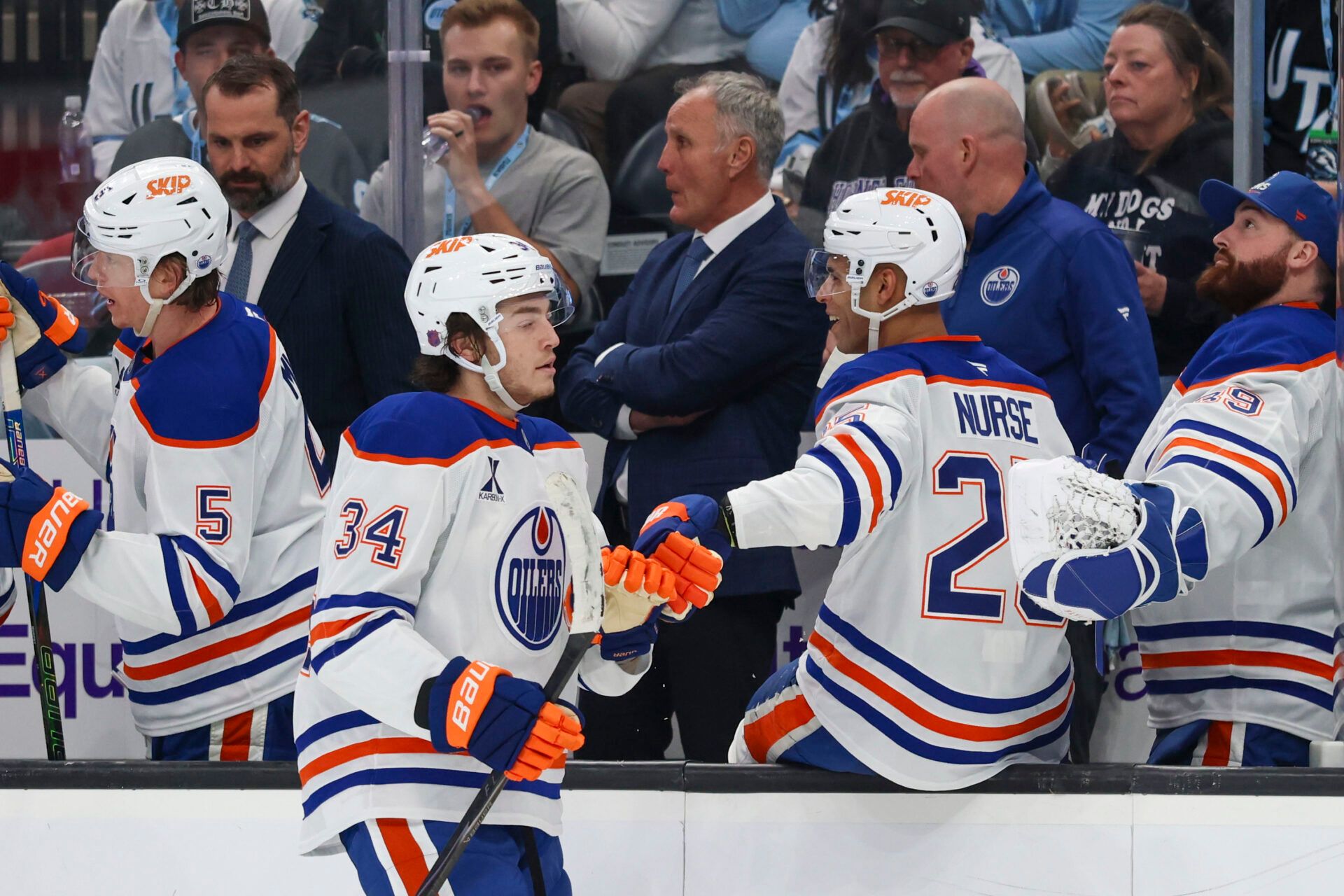The Edmonton Oilers celebrate a goal  by center Colton Dach (34) during the third period against the Utah Mammoth at Delta Center.