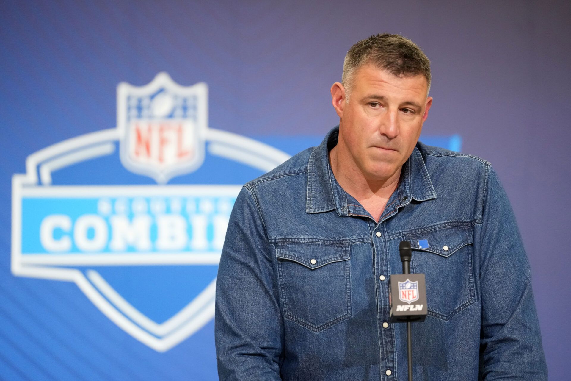 New England Patriots coach Mike Vrabel speaks during the NFL Scouting Combine at the Indiana Convention Center.