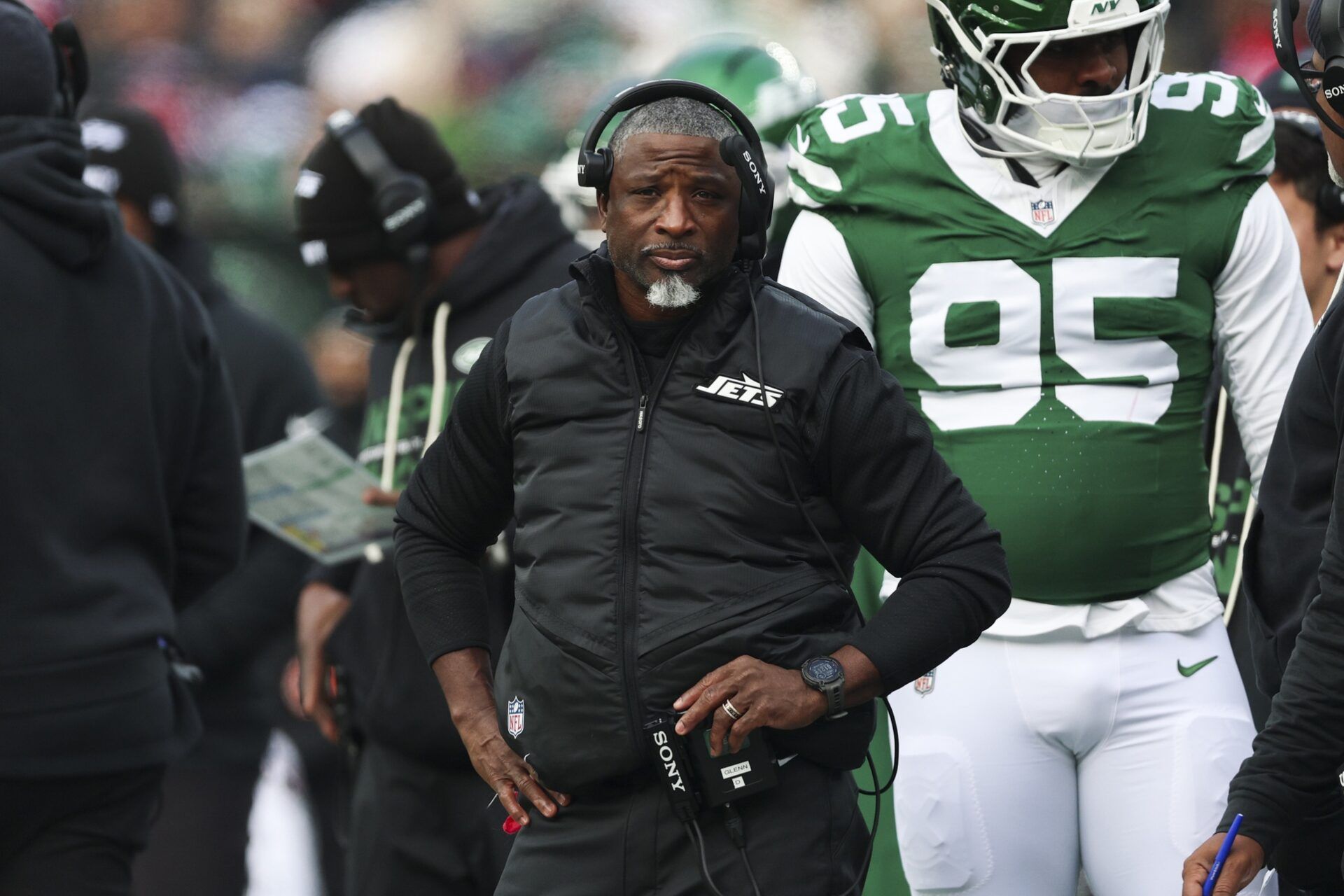 New York Jets head coach Aaron Glenn reacts during the first quarter of the game against the New England Patriots at MetLife Stadium.