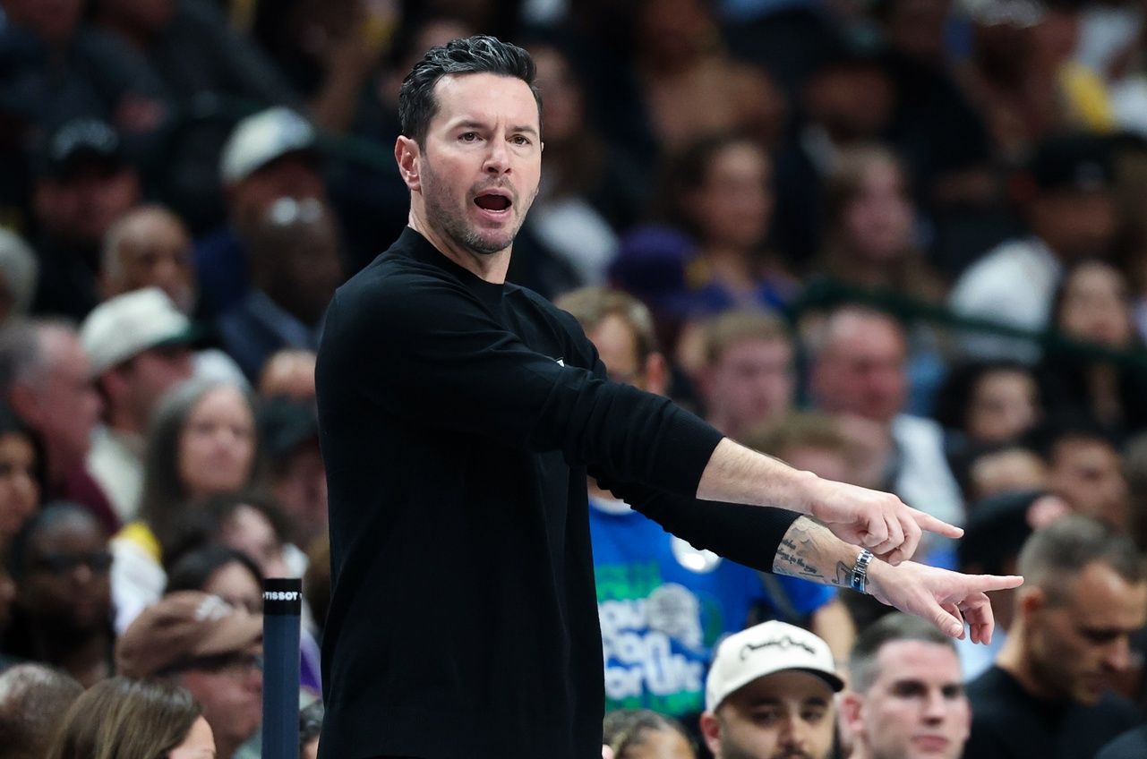 Los Angeles Lakers head coach JJ Redick reacts during the first half against the Dallas Mavericks at American Airlines Center.