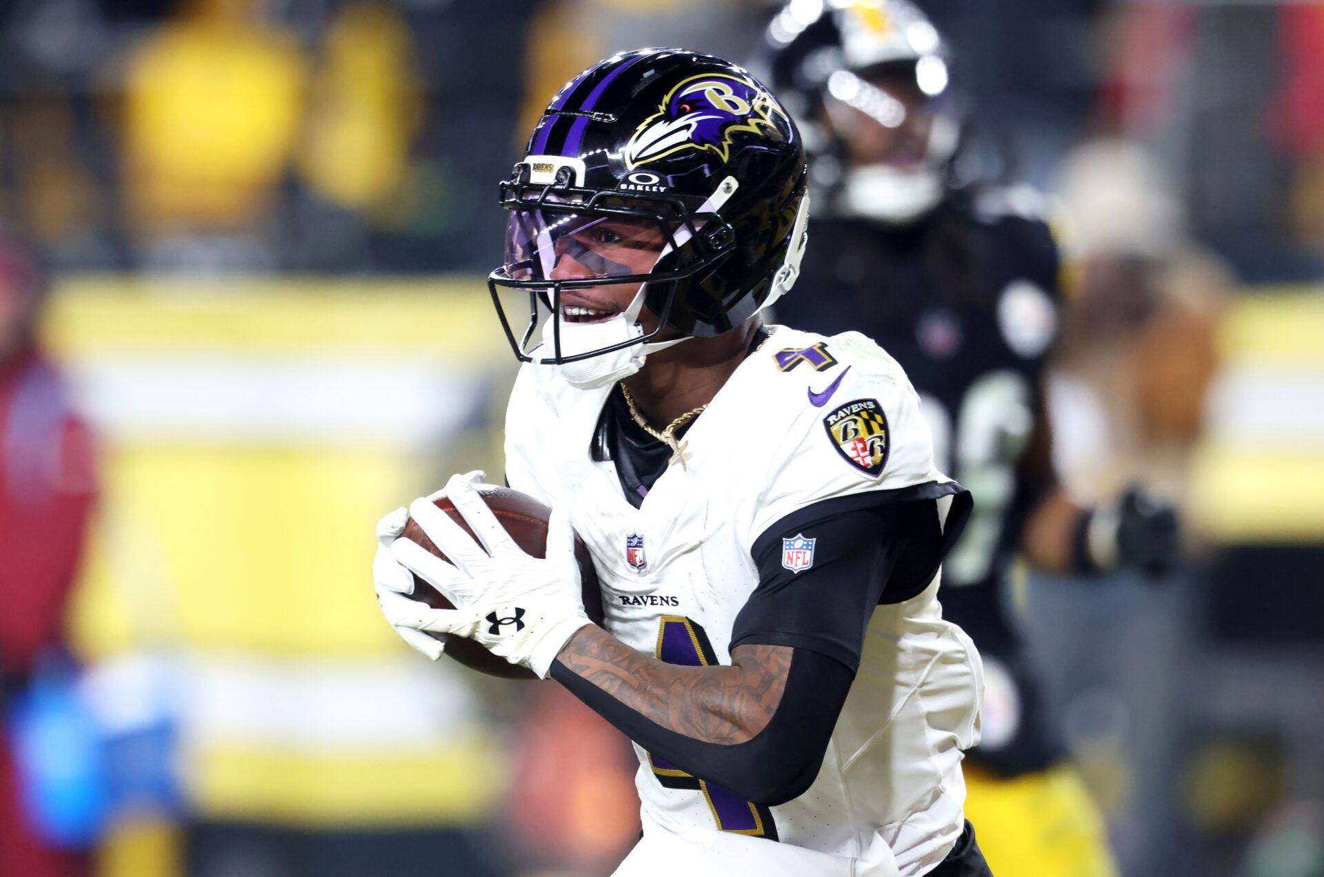 Baltimore Ravens wide receiver Zay Flowers (4) makes a touchdown catch against the Pittsburgh Steelers during the second half at Acrisure Stadium.