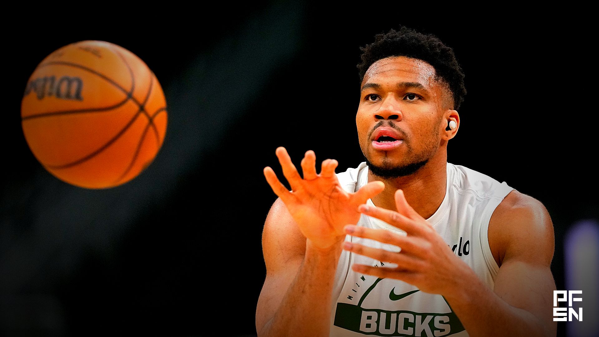 Milwaukee Bucks forward Giannis Antetokounmpo (34) during warmups prior to the game against the Phoenix Suns at Fiserv Forum.