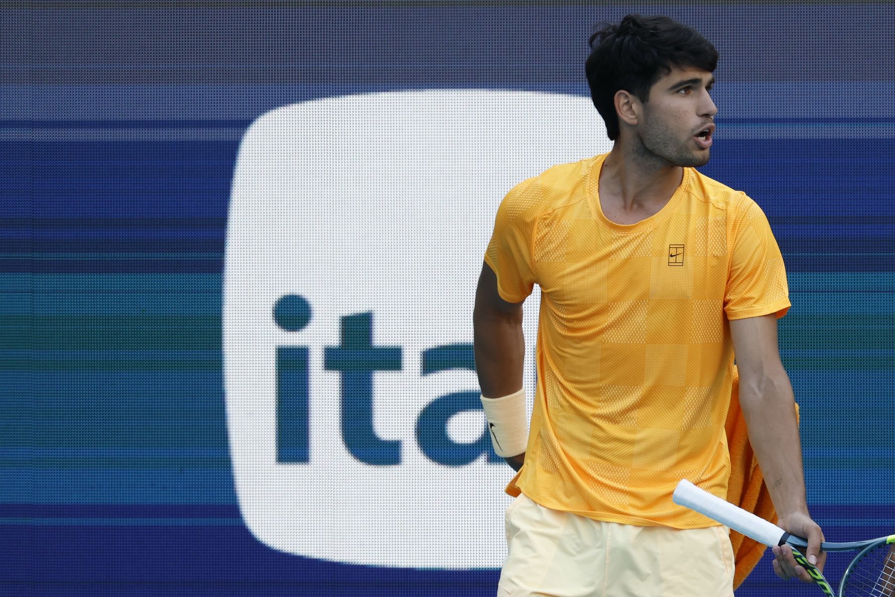Carlos Alcaraz (ESP) yells at his player's box between points against Sebastian Korda (USA) (not pictured) on day six of the 2026 Miami Open at Hard Rock Stadium.