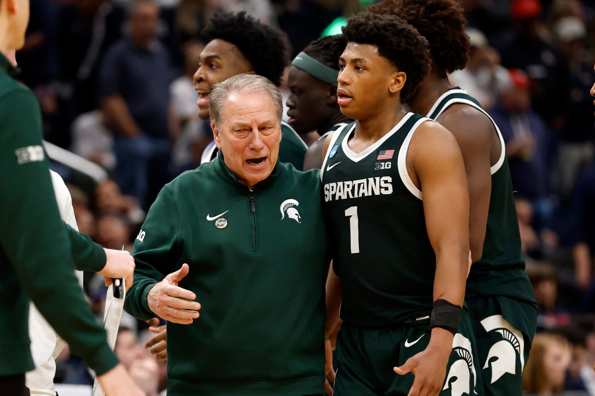 Michigan State Spartans head coach Tom Izzo talks with guard Jeremy Fears Jr. (1) in the second half during a Sweet Sixteen game of the East Regional of the men's 2026 NCAA Tournament at Capital One Arena.