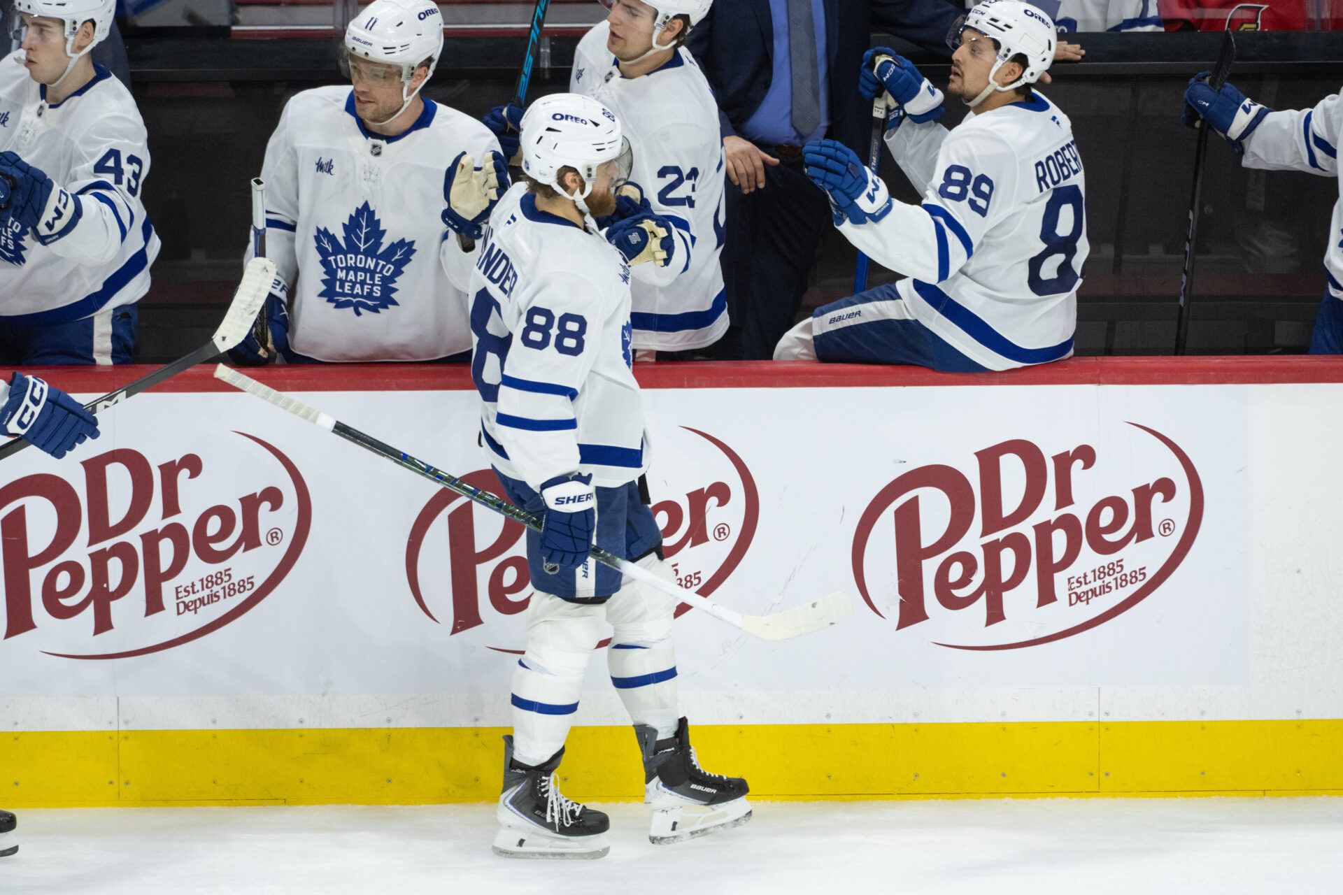 Toronto Maple Leafs right wing William Nylander (88) celebrates with team his goal scored in the third period against the Ottawa Senators at the Canadian Tire Centre.