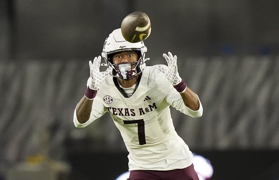 Texas A&M Aggies wide receiver KC Concepcion (7) returns a punt during the second half against the Missouri Tigers at Faurot Field at Memorial Stadium.