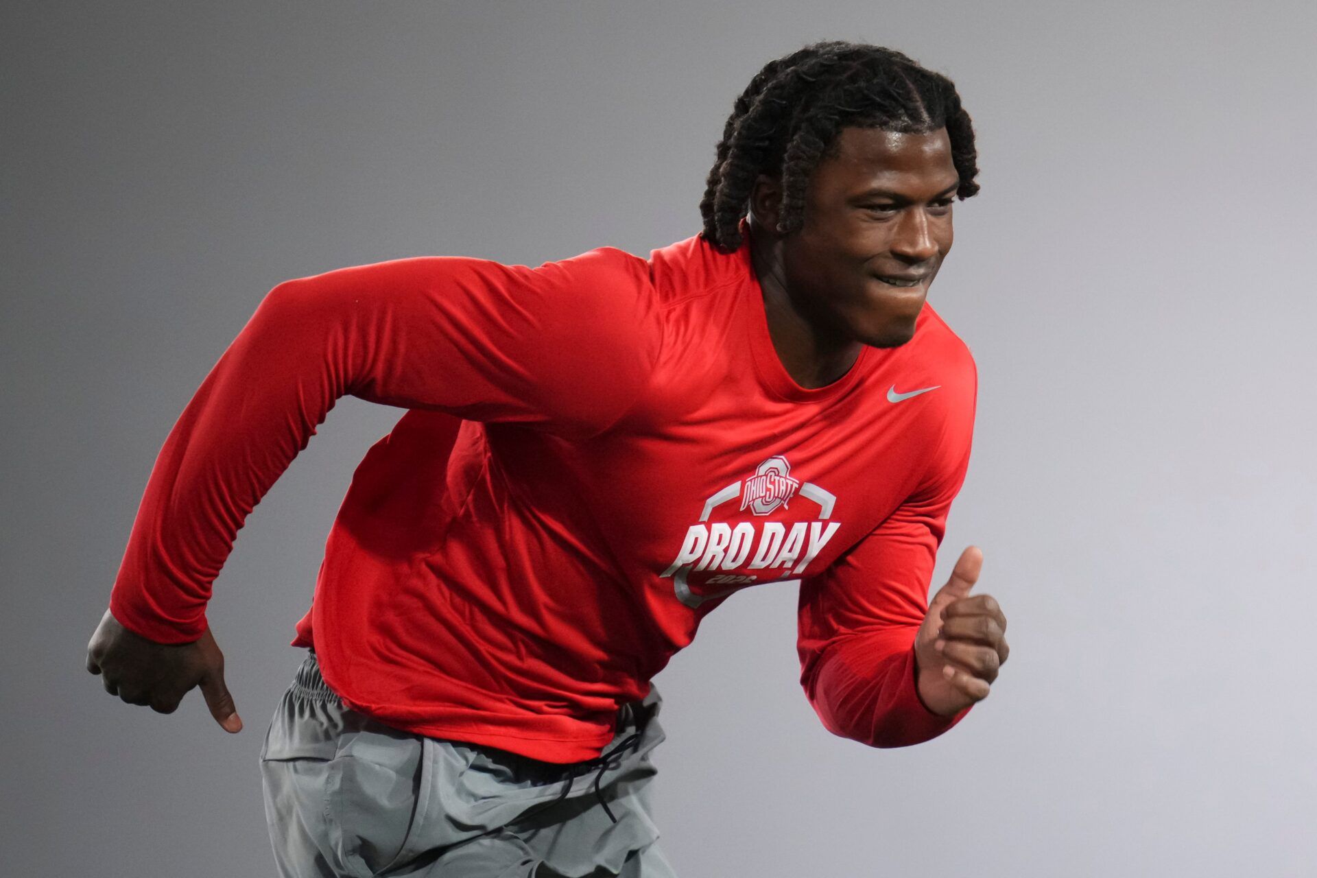 Ohio State Buckeyes linebacker Arvell Reese runs during Pro Day for NFL scouts at the Woody Hayes Athletics Center on March 25, 2026.