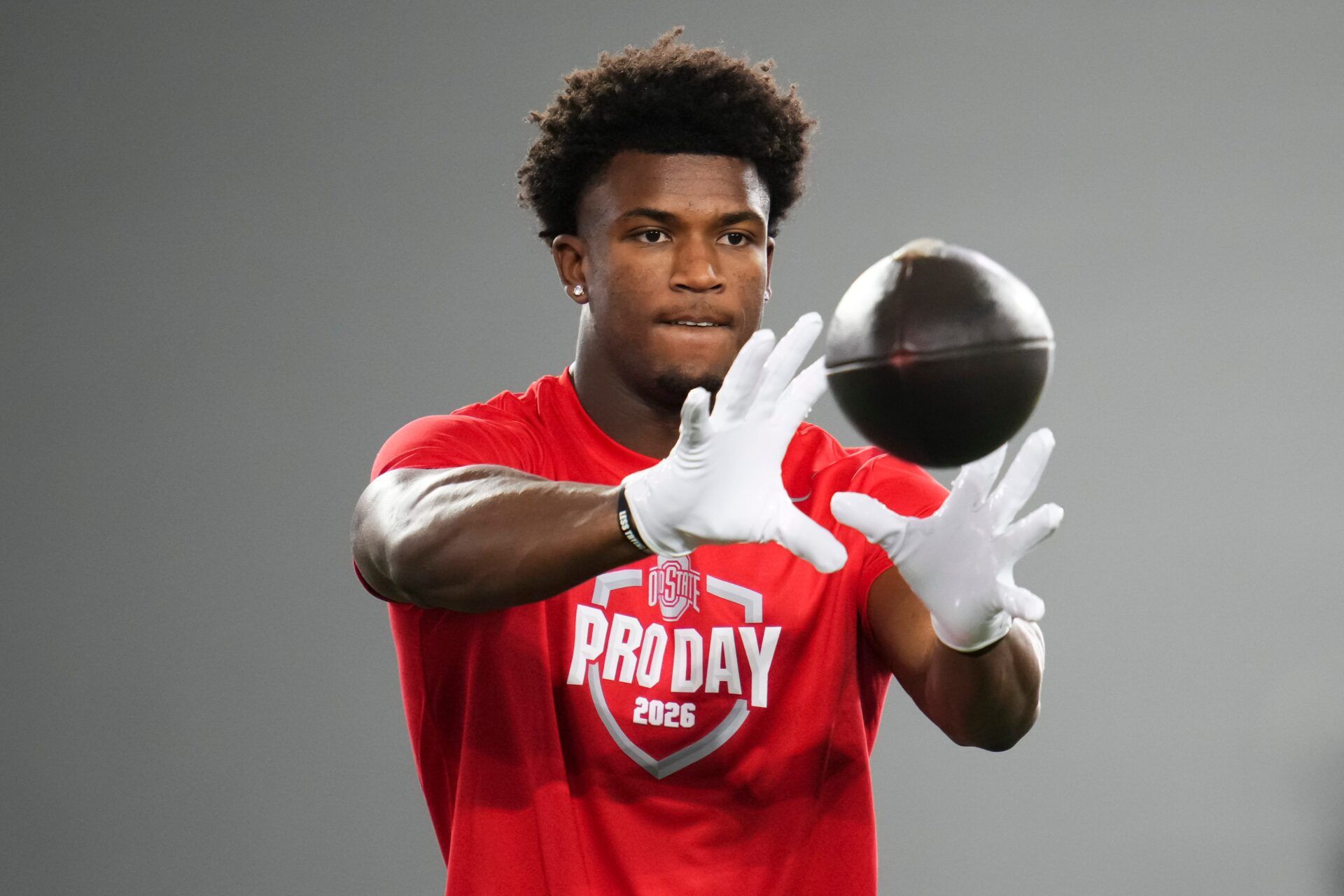Ohio State Buckeyes defensive back Caleb Downs catches a ball during Pro Day for NFL scouts at the Woody Hayes Athletics Center on March 25, 2026.