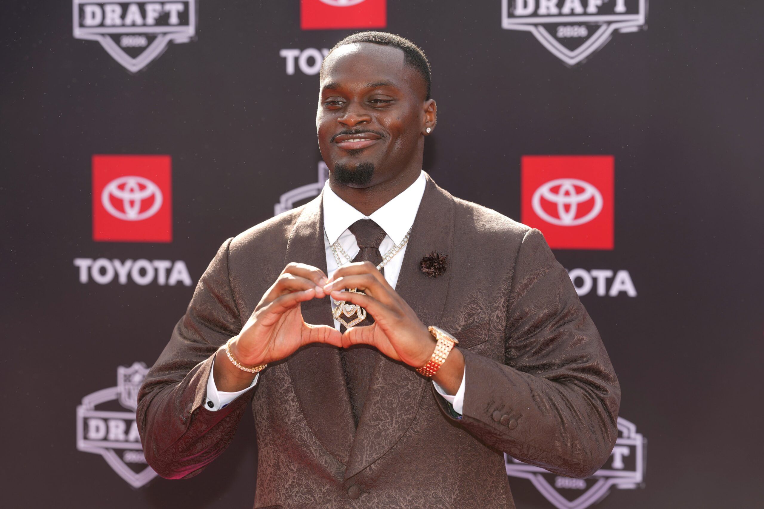Jeremiyah Love NFL Draft Photos: Notre Dame RB Stuns on Red Carpet With Parents Jason and L’Tyona