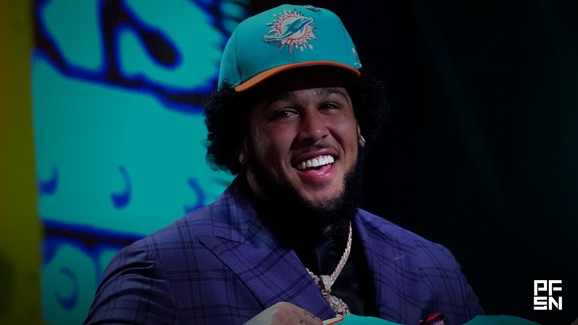 'Lack of Flexibility' -- PFSN's Football Debate Club Gives Brutal D Draft Grade to Dolphins for Kadyn Proctor Pick