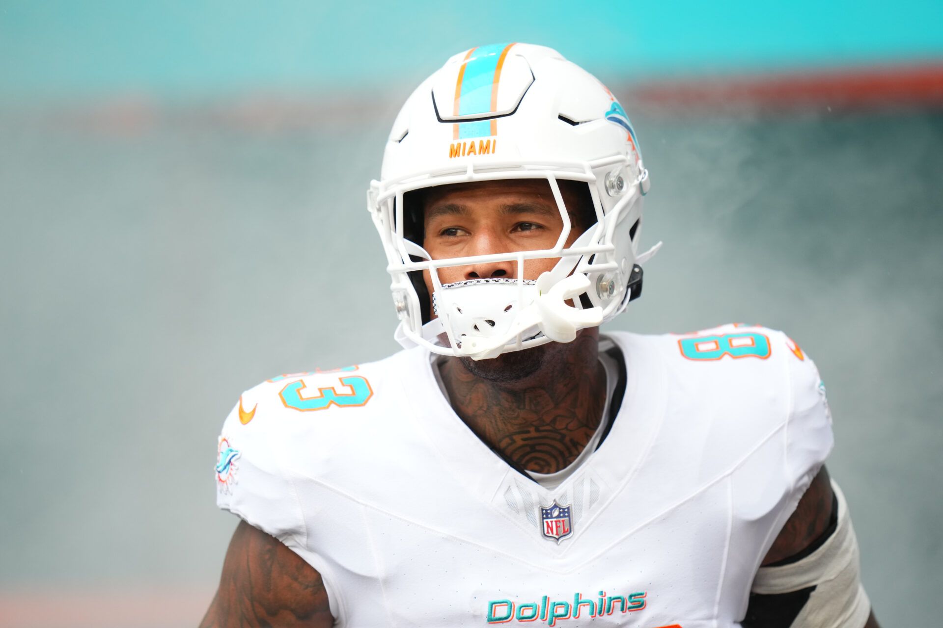 Miami Dolphins tight end Darren Waller (83) takes the field prior to a game against the New Orleans Saints at Hard Rock Stadium.