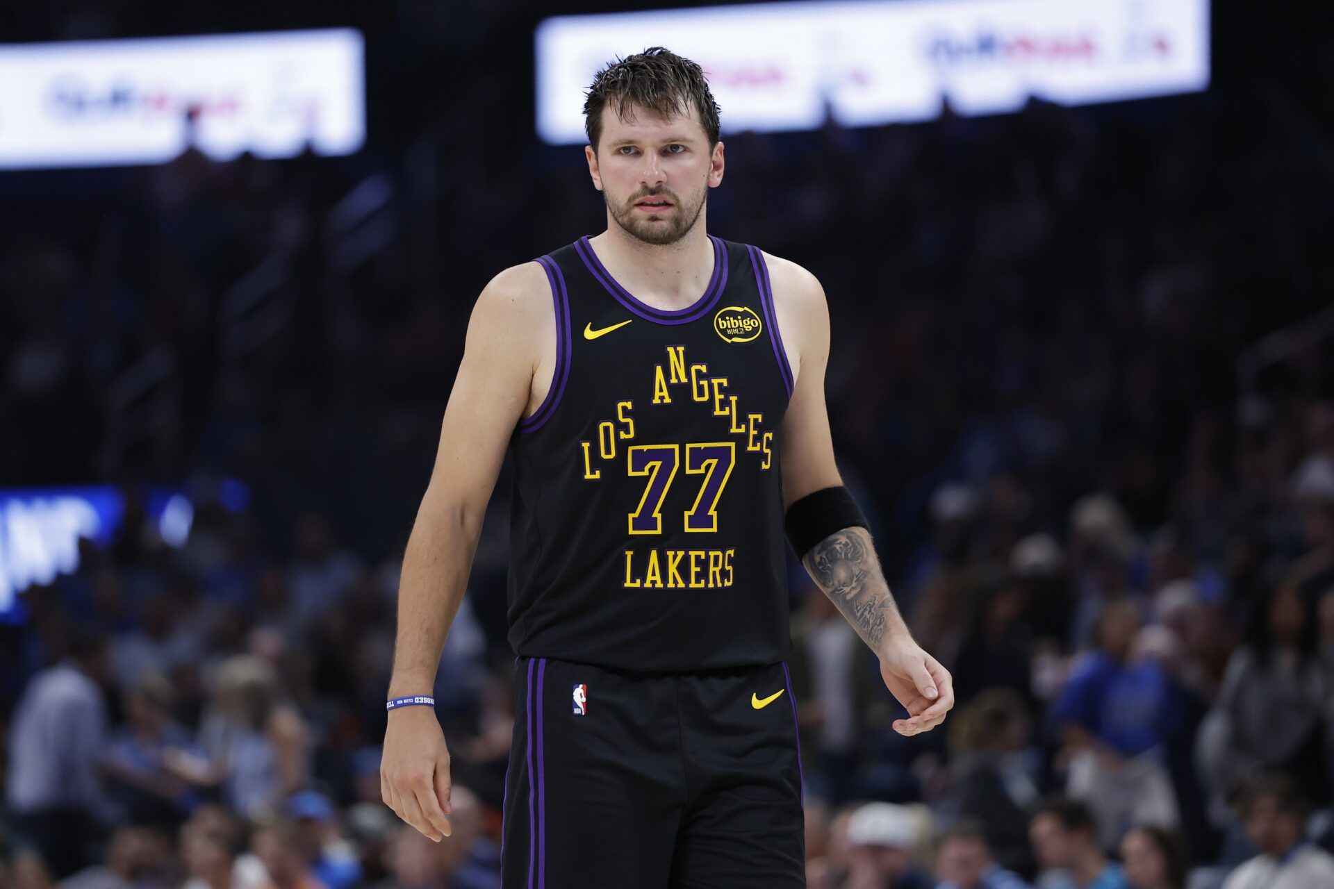 Los Angeles Lakers guard Luka Doncic (77) stands on the court during the second half against the Oklahoma City Thunder at Paycom Center.