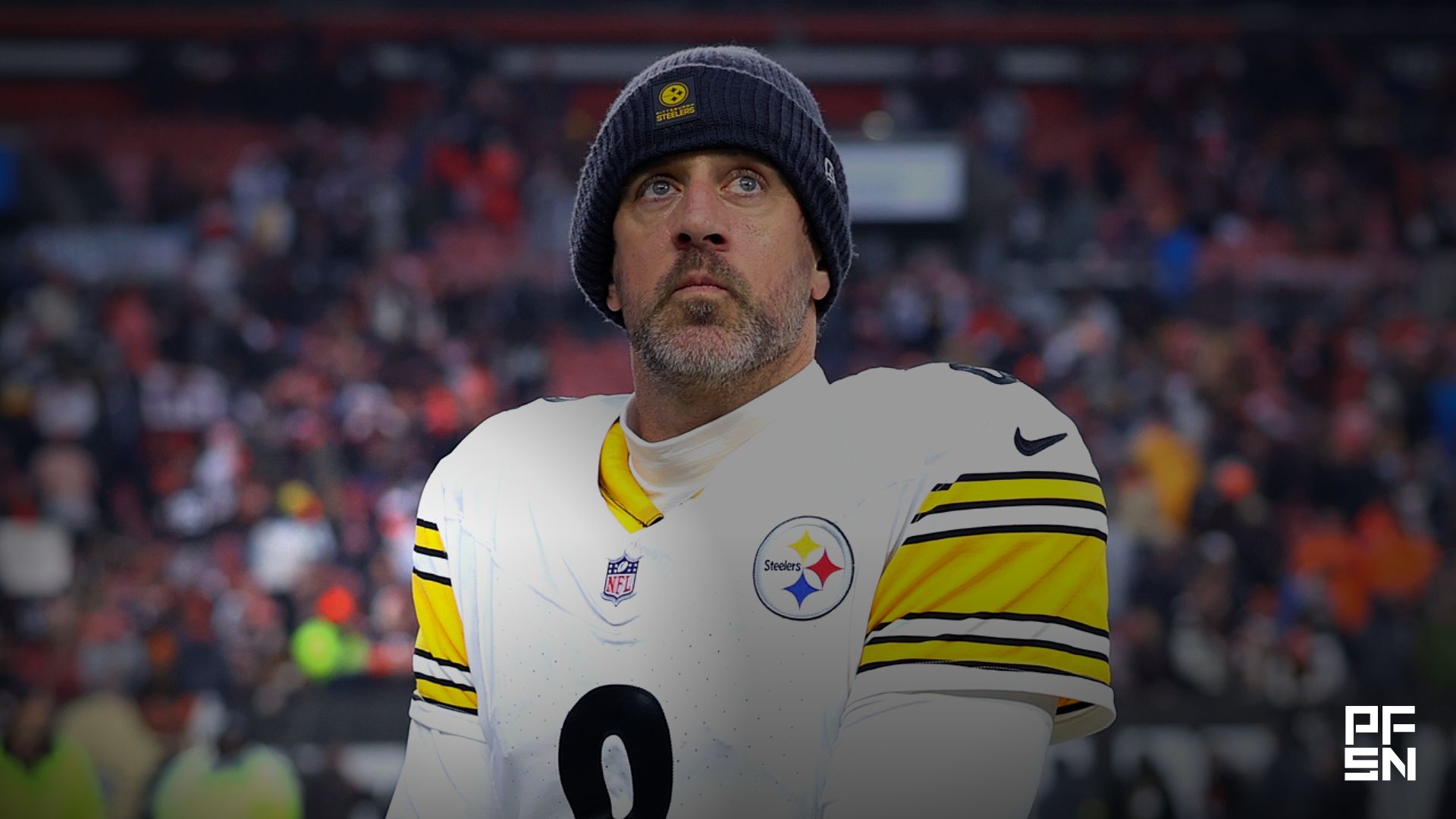 ‘Just Sign the Damn Contract’ -- NFL World Reacts to Latest Update on Aaron Rodgers’ Future With Steelers