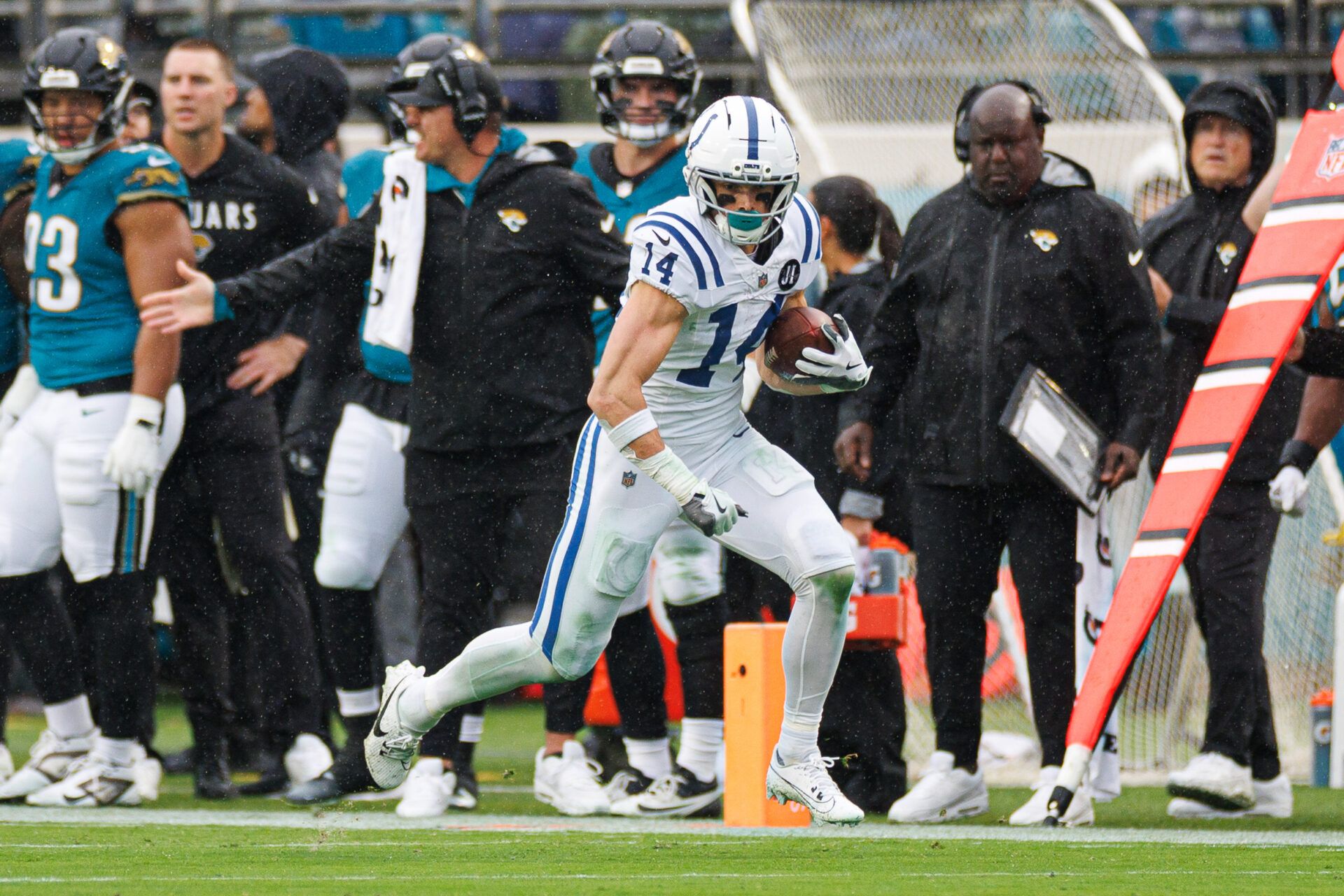 Indianapolis Colts wide receiver Alec Pierce (14) runs with the ball against the Jacksonville Jaguars during the first half at EverBank Stadium.