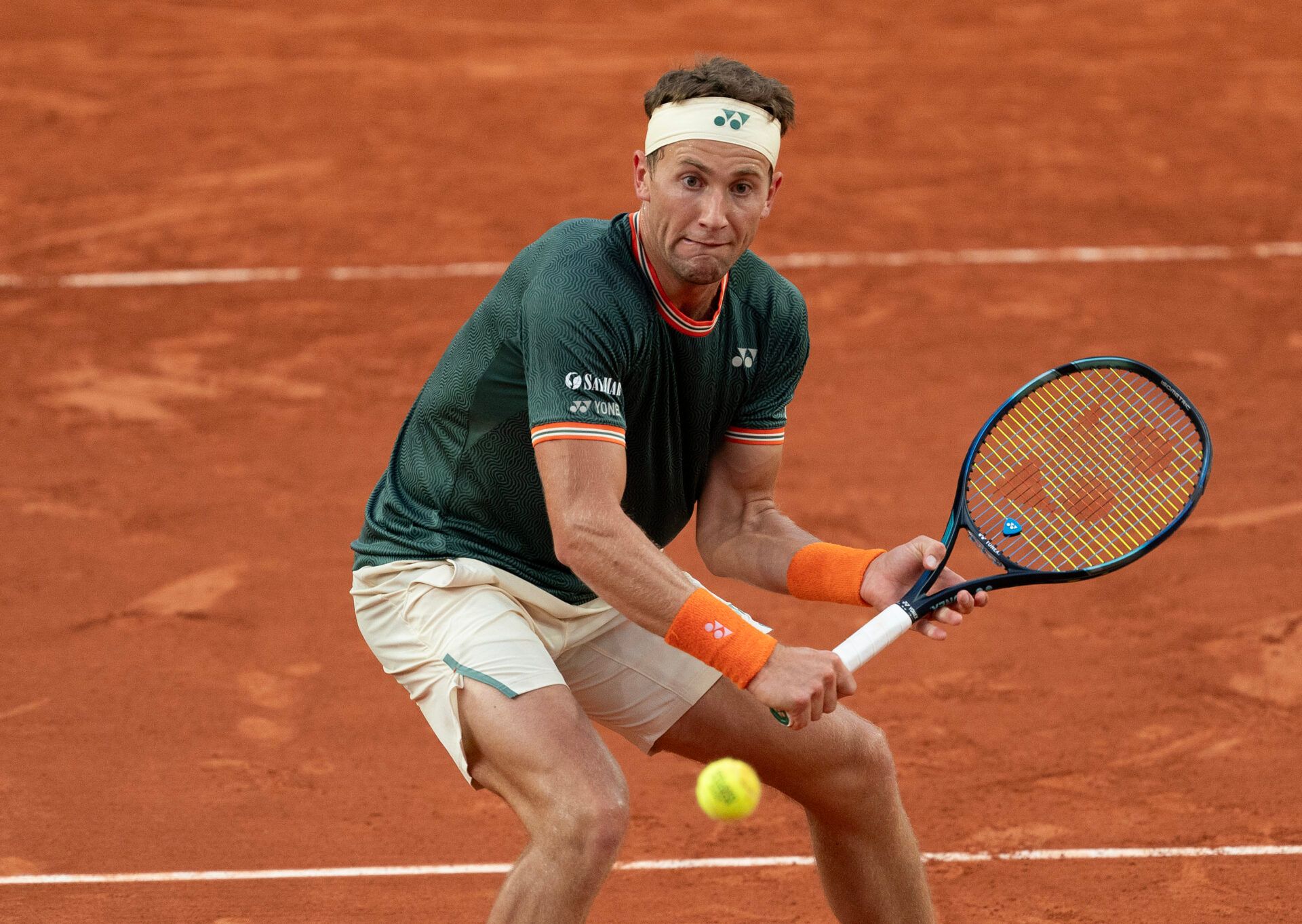 Casper Ruud of Norway returns a shot during his match against Alejandro Davidovich Fokina of Spain on day five of Roland Garros at Stade Roland Garros.