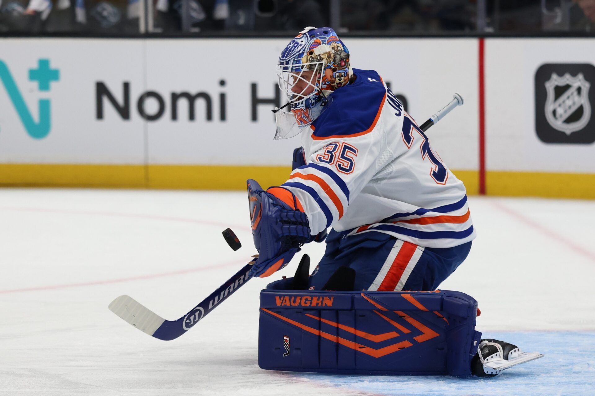 Edmonton Oilers goaltender Tristan Jarry (35) warms up before a game against the Utah Mammoth at Delta Center.