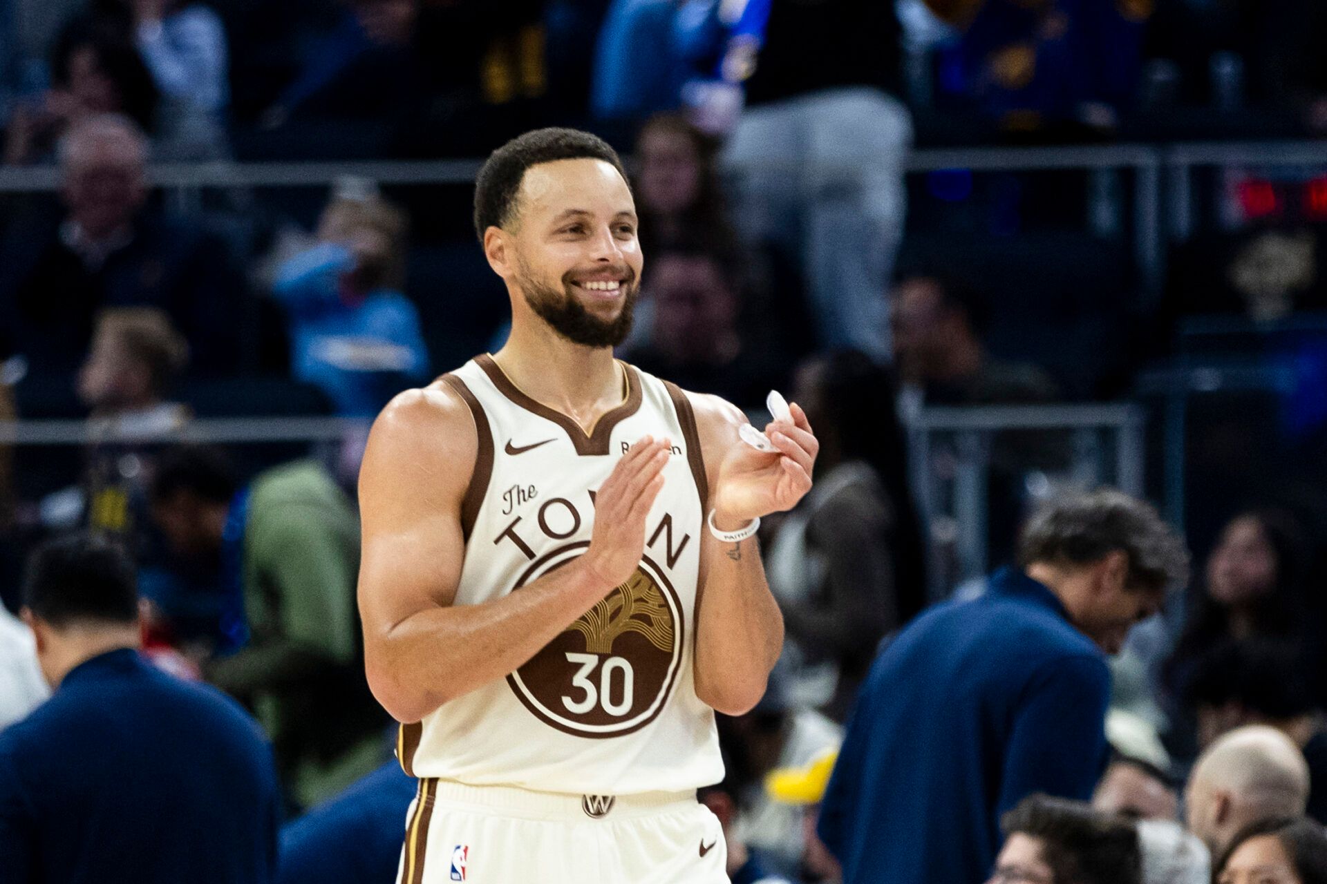Golden State Warriors guard Stephen Curry (30) reacts during the third quarter against the Charlotte Hornets at Chase Center.
