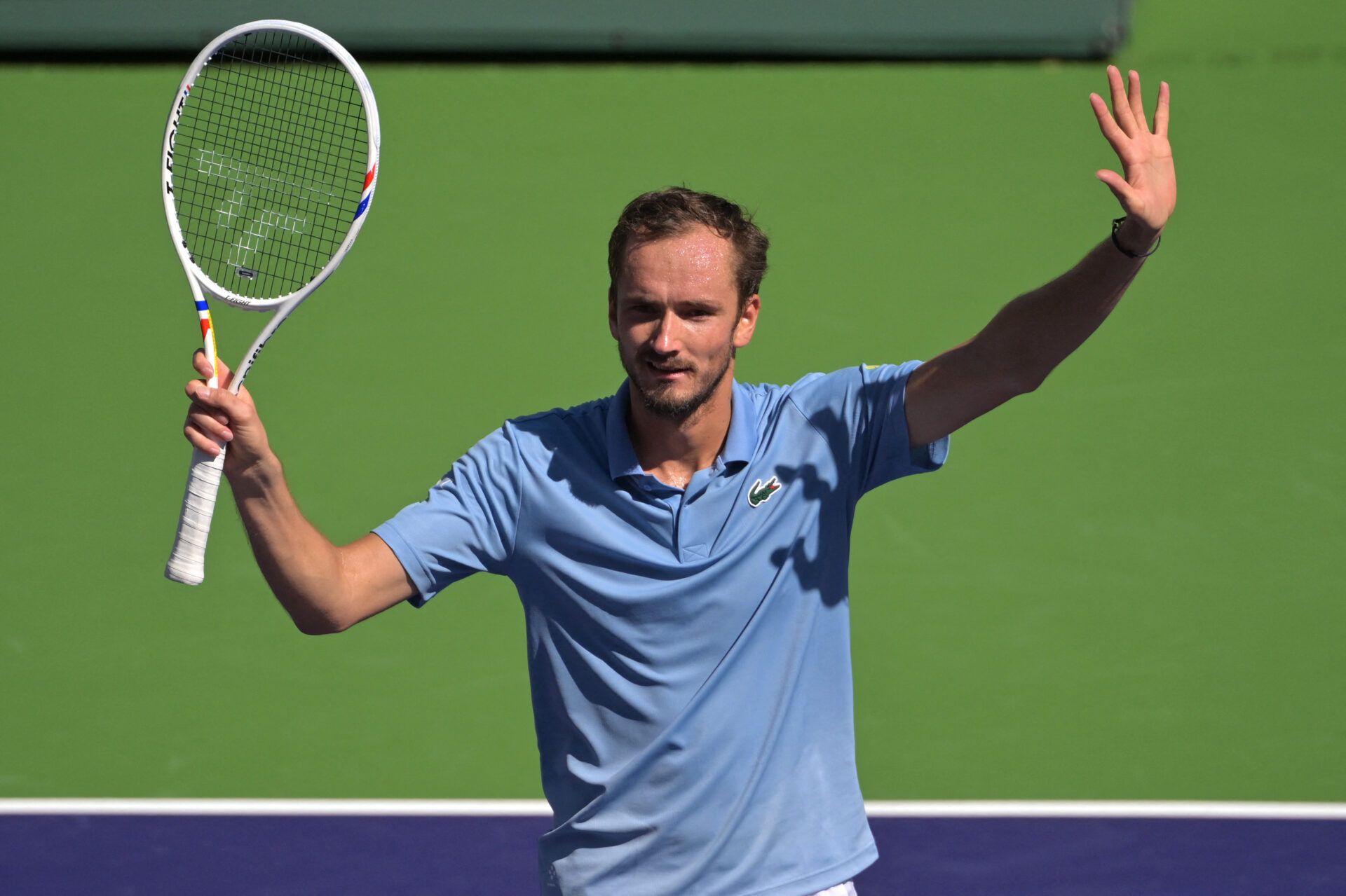 Daniil Medvedev (RUS) waves to fans as he defeated Alex Michelsen (USA) during the fourth round in the BNP Paribas Open at the Indian Wells Tennis Garden.