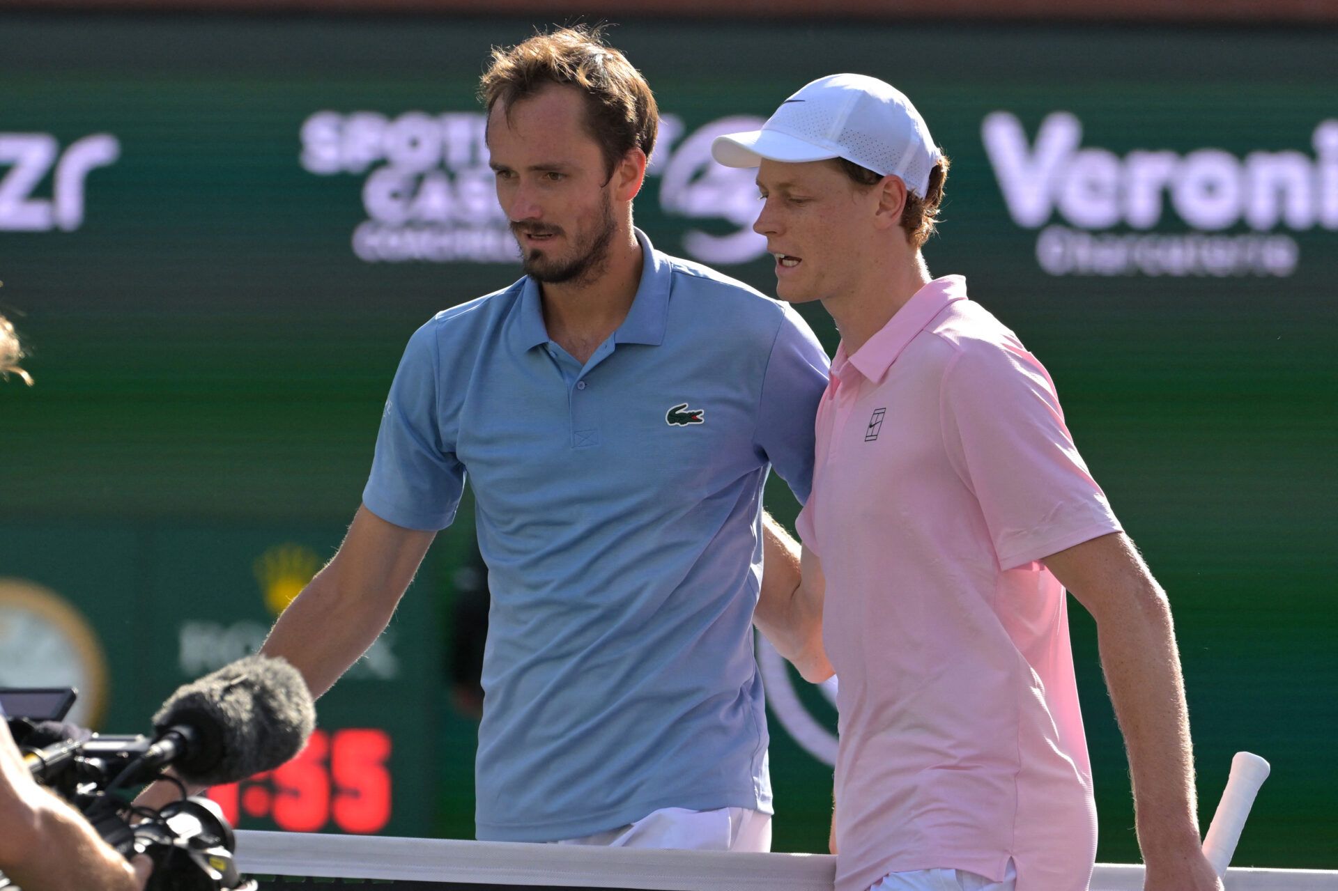 Daniil Medvedev (RUS) shake shands with Jannik Sinner (ITA) after the menÕs final of the BNP Paribas Open at the Indian Wells Tennis Garden.