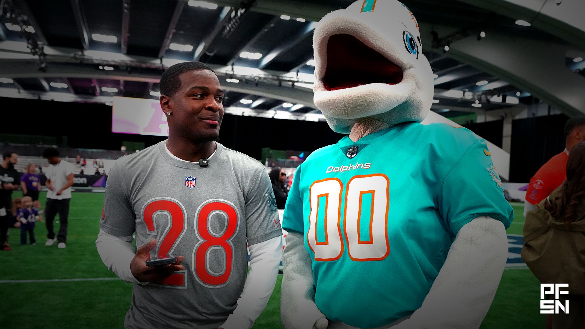 ‘Once He’s Healthy?’ -- NFL World Reacts As Dolphins Coach Kevin Patullo Accidentally Reveals Surprise De’Von Achane Injury