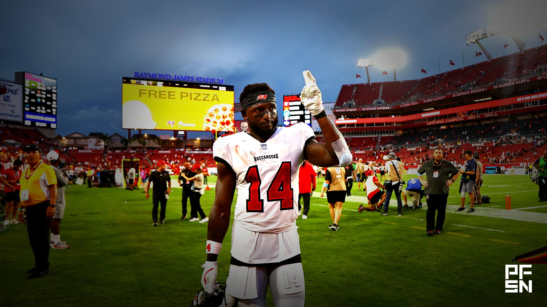 'Objectively Terrible Last Season' - Fantasy Analyst Responds to Concerns About Chris Godwin's Fantasy ADP
