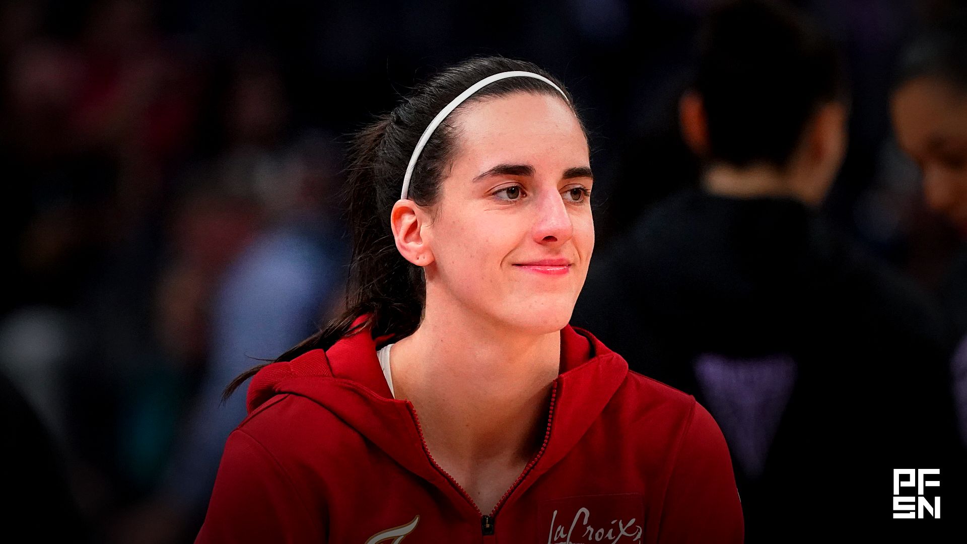 Indiana Fever guard Caitlin Clark (22) warms up before the game against the Golden State Valkyries at Chase Center.
