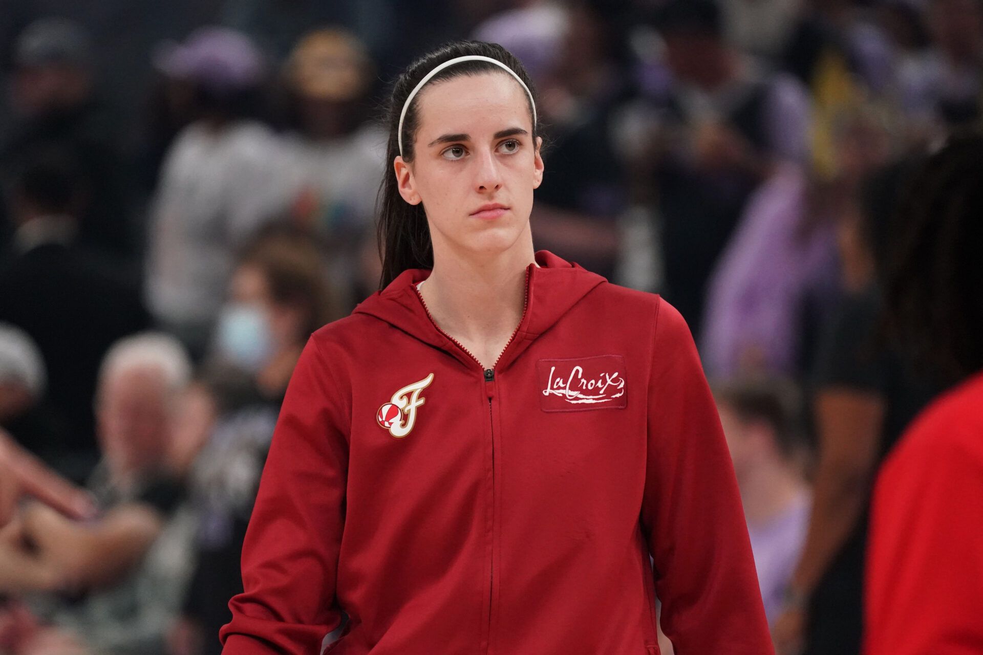 Indiana Fever guard Caitlin Clark (22) warms up before the game against the Golden State Valkyries at Chase Center.