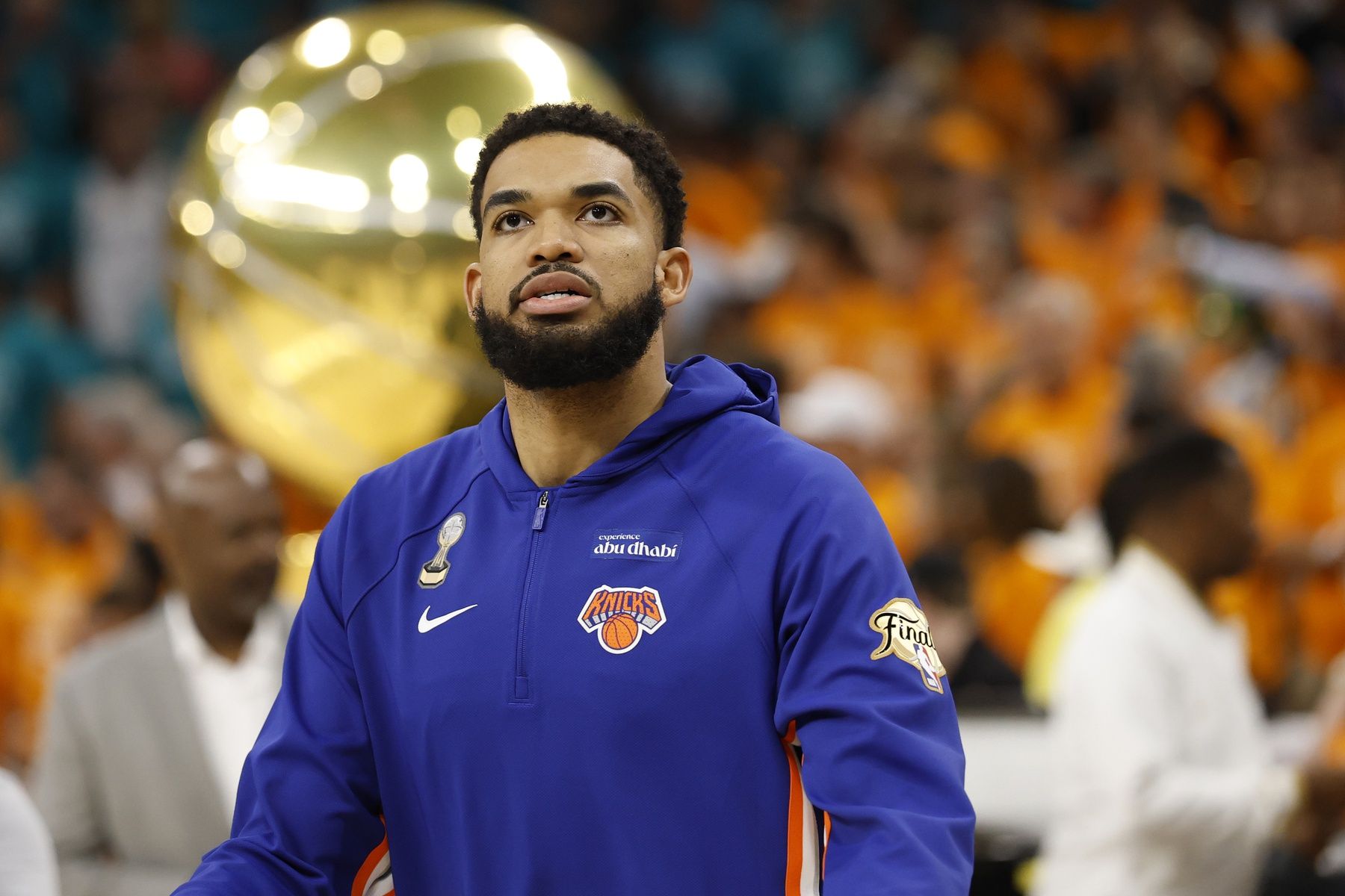 New York Knicks center Karl-Anthony Towns (32) practices before game one of the 2026 NBA Finals at Frost Bank Center.