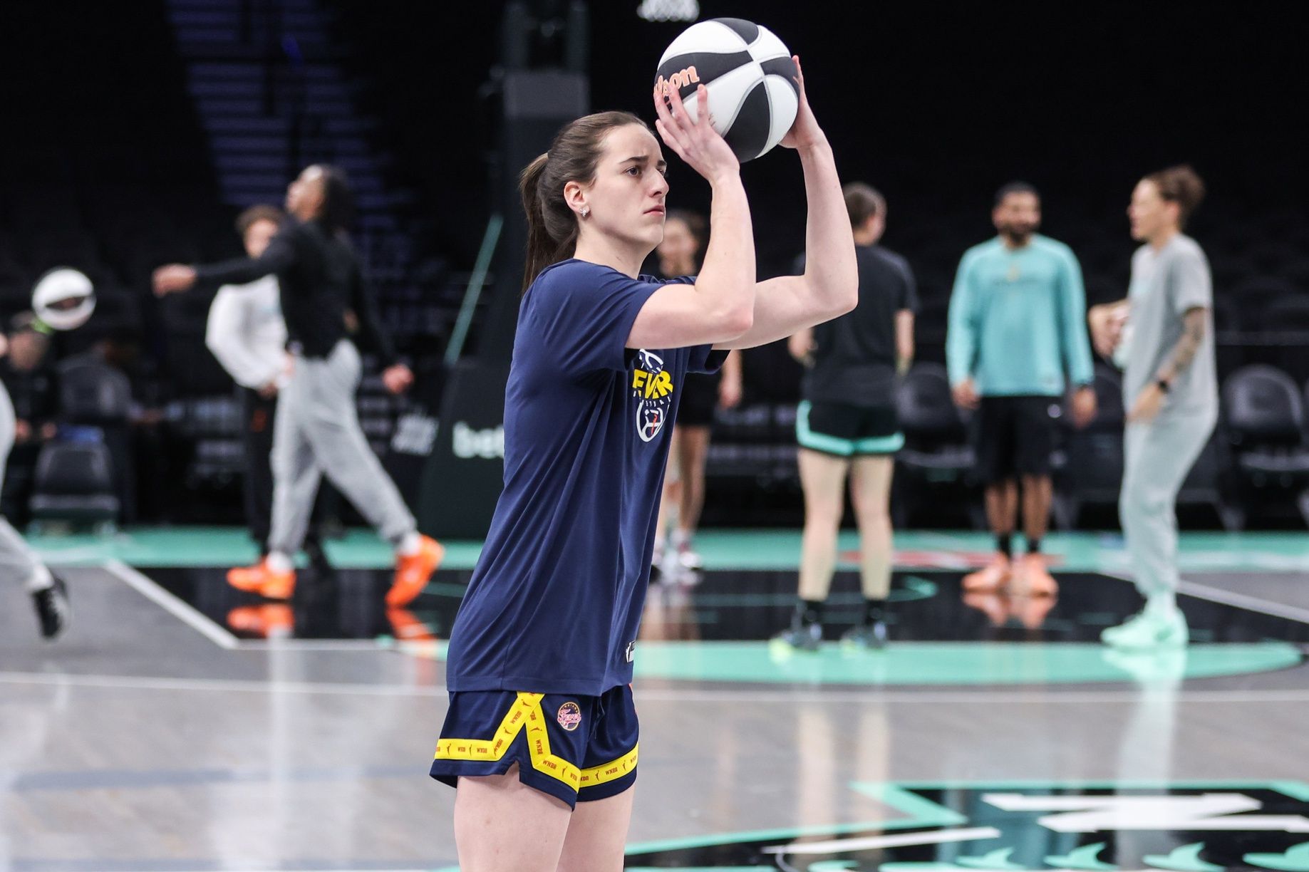 Indiana Fever guard Caitlin Clark (22) warmups prior to the game against the New York Liberty at Barclays Center.