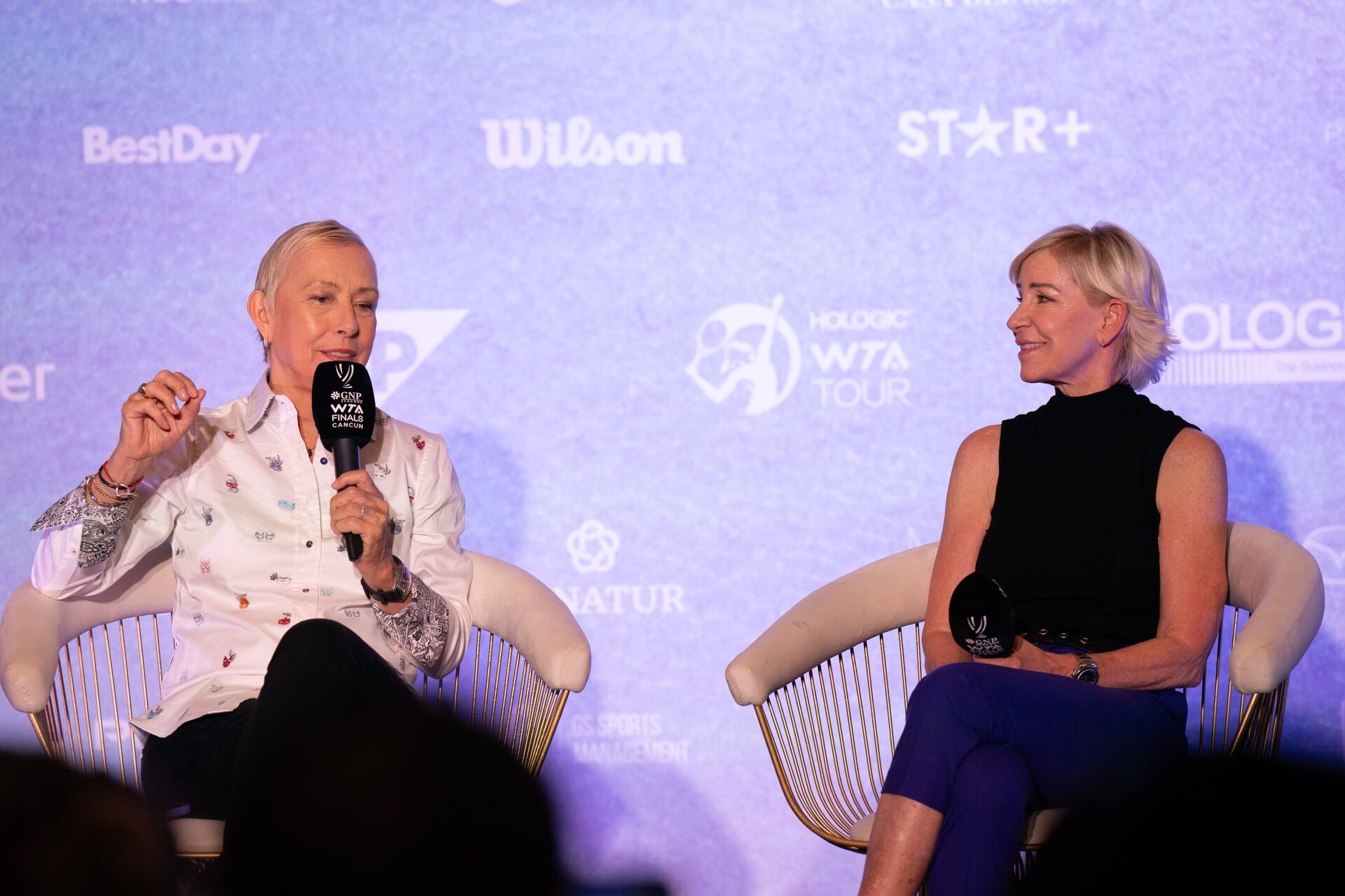 Chris Evert and Martina Navratilova in a joint press conference on day five of the GNP Saguaros WTA Finals Cancun.
