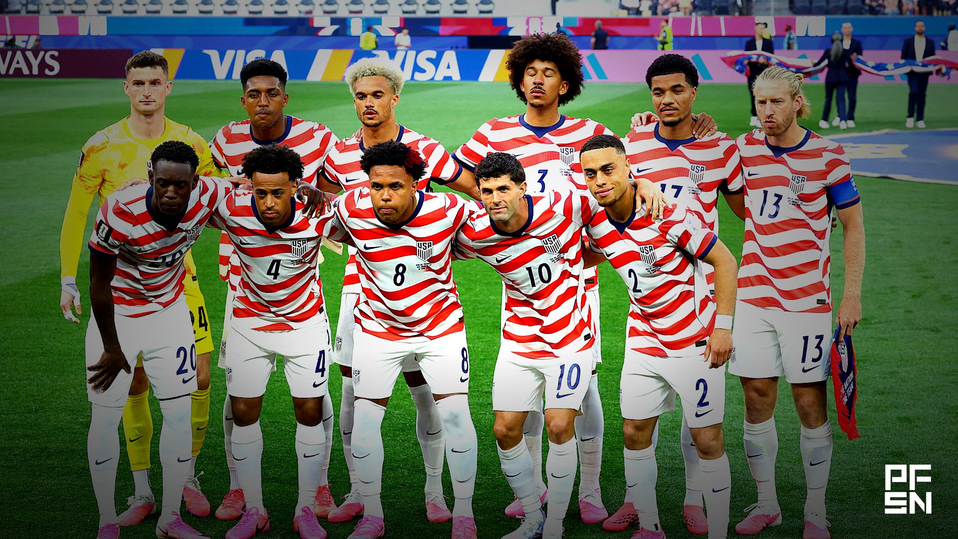 Soccer Football - FIFA World Cup 2026 - Group D - United States v Paraguay - Los Angeles Stadium, Inglewood, California, U.S. - June 12, 2026 U.S. players pose for a team group photo before the match REUTERS/Lisi Niesner
