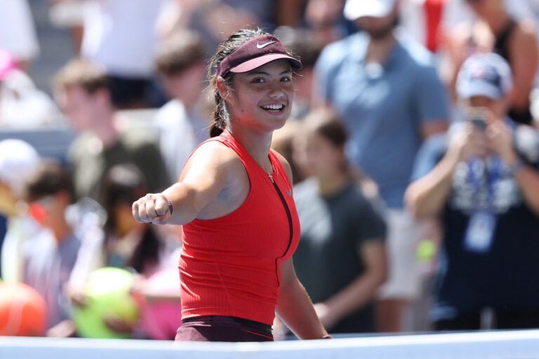 Emma Raducanu (GBR) celebrates after defeating End Shibahara (not pictured) on day one of the 2025 U.S. Open tennis tournament at the USTA Billie Jean King National Tennis Center.