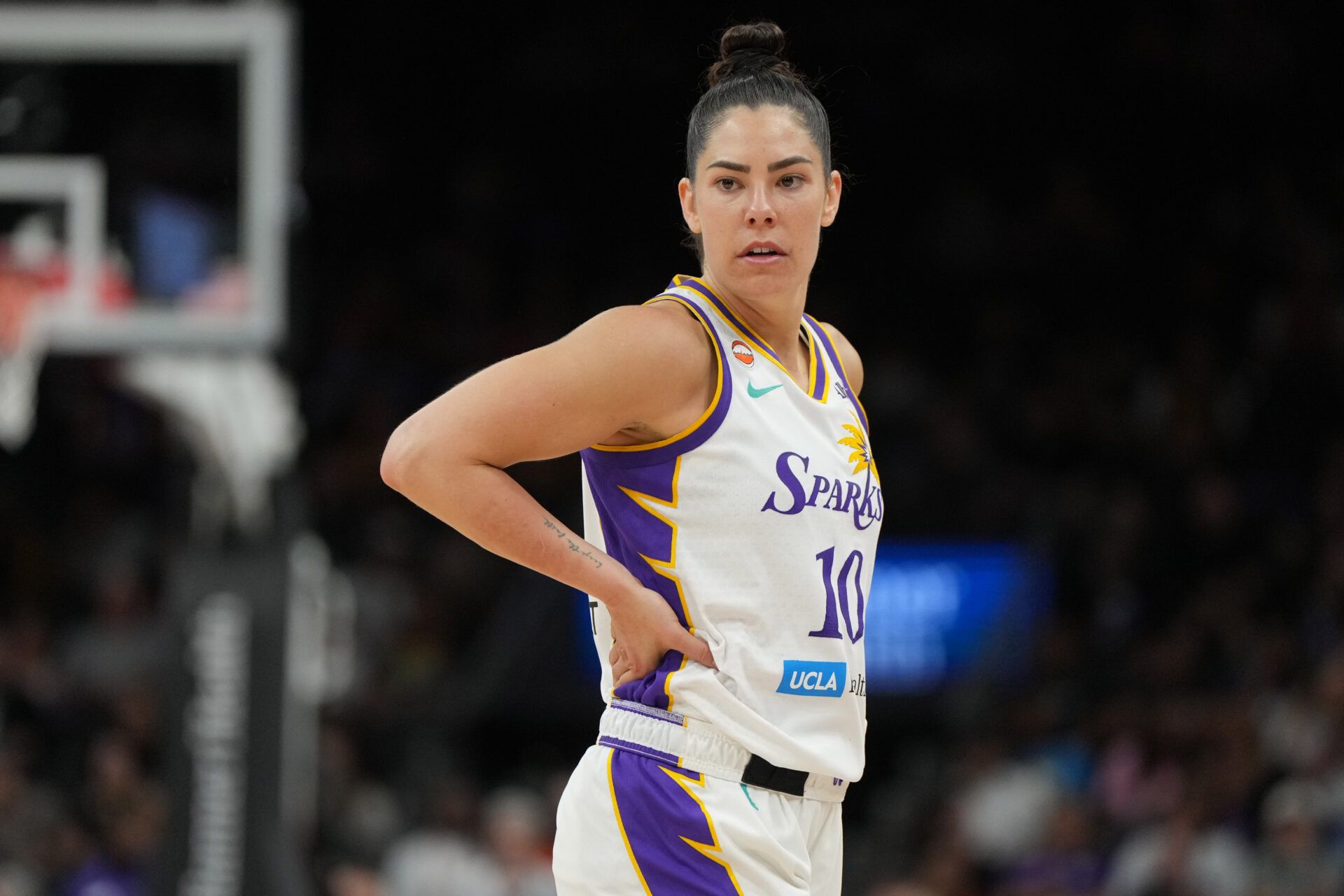 Los Angeles Sparks guard Kelsey Plum (10) celebrates after defeating the Phoenix Mercury in overtime at Mortgage Matchup Center.
