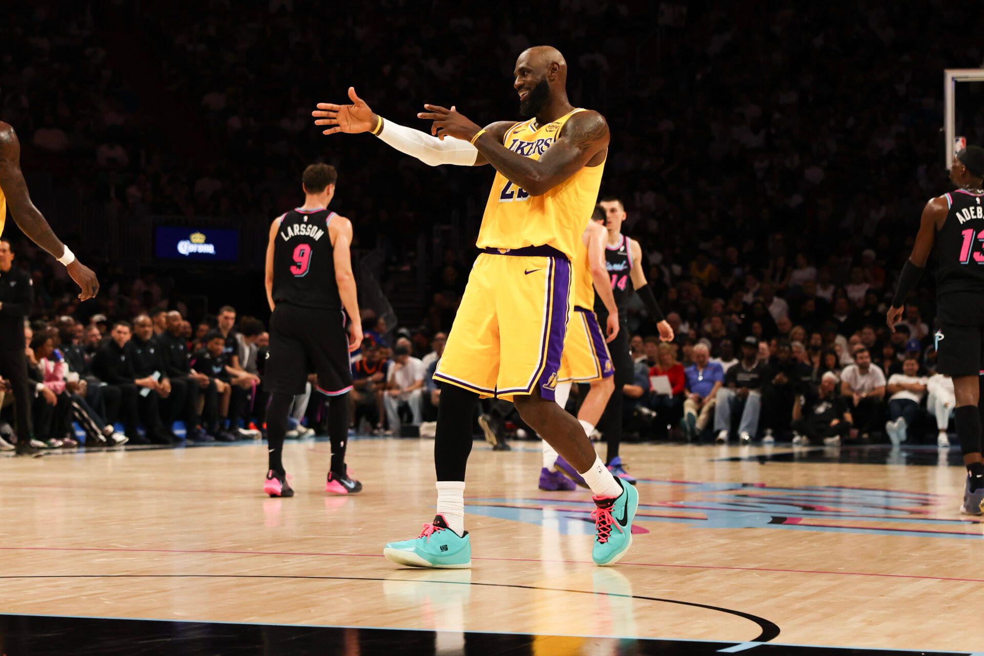Los Angeles Lakers forward LeBron James (23) reacts against the Miami Heat during the second half at Kaseya Center.